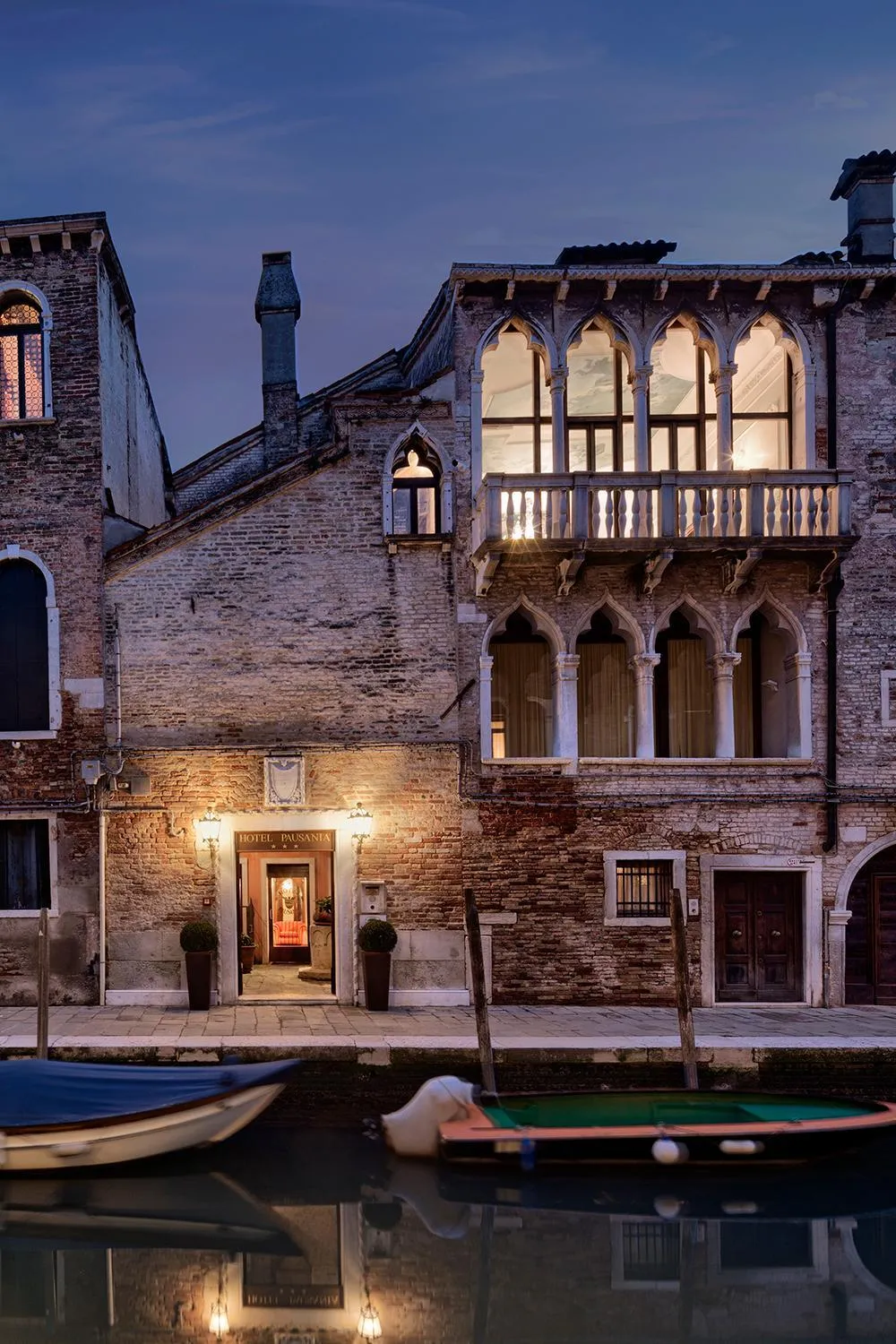 Property building in Hotel Pausania