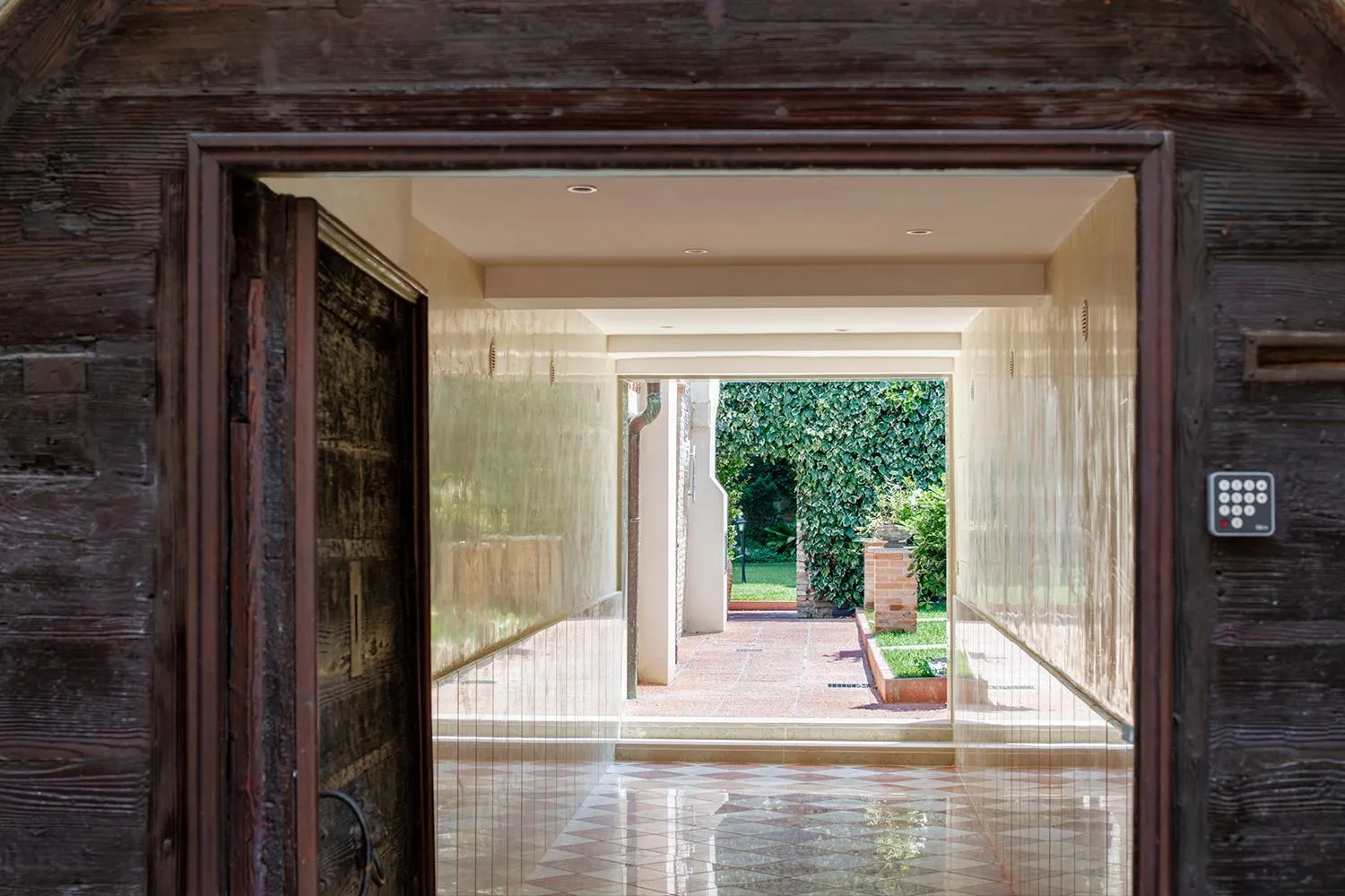 Patio in Hotel Pausania