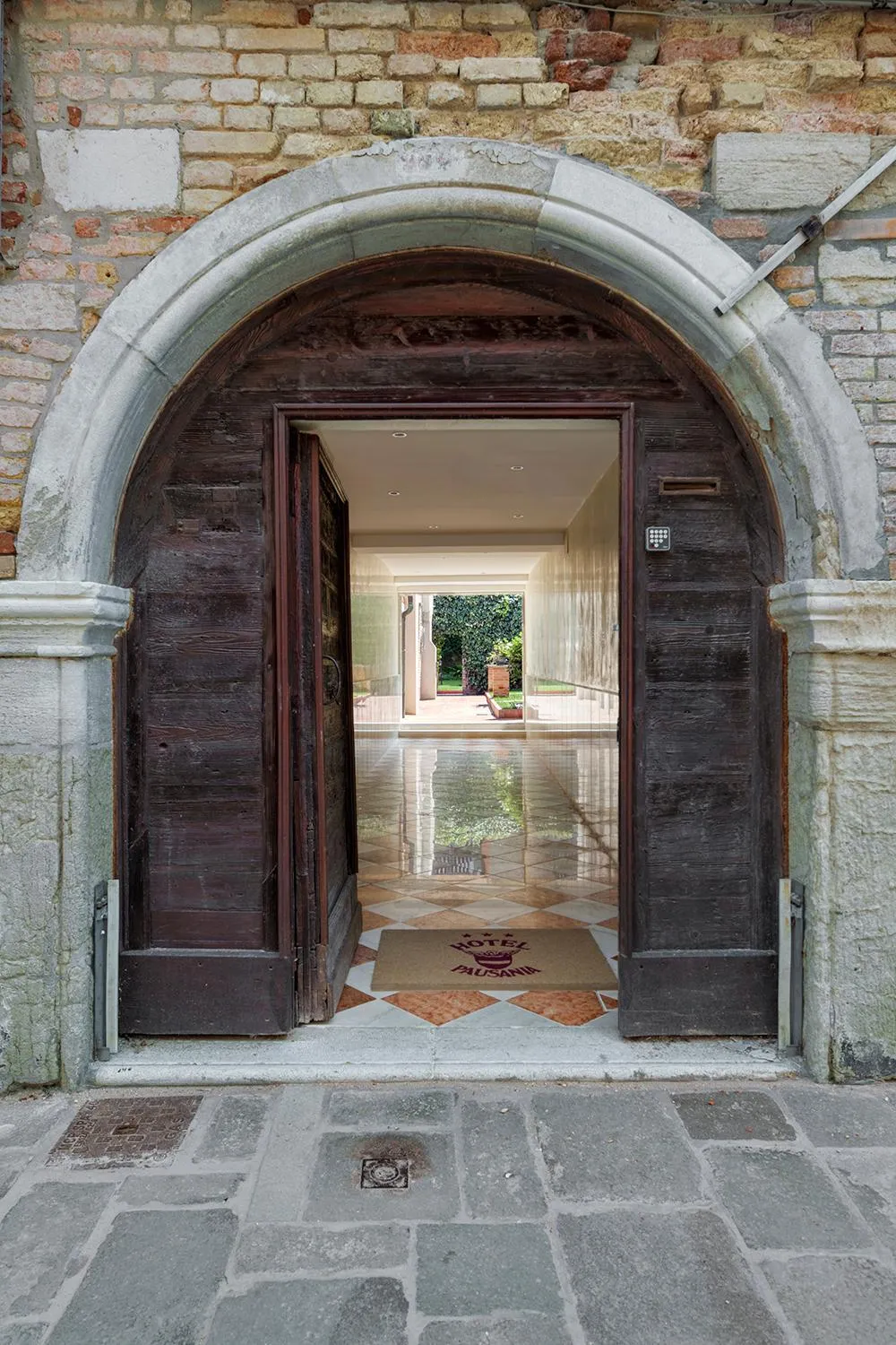 Property building in Hotel Pausania