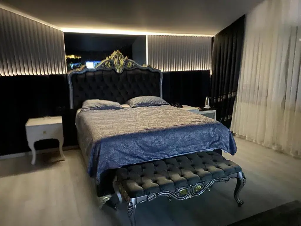 Bed in Grand Zara Hotel Bed in Grand Zara Hotel