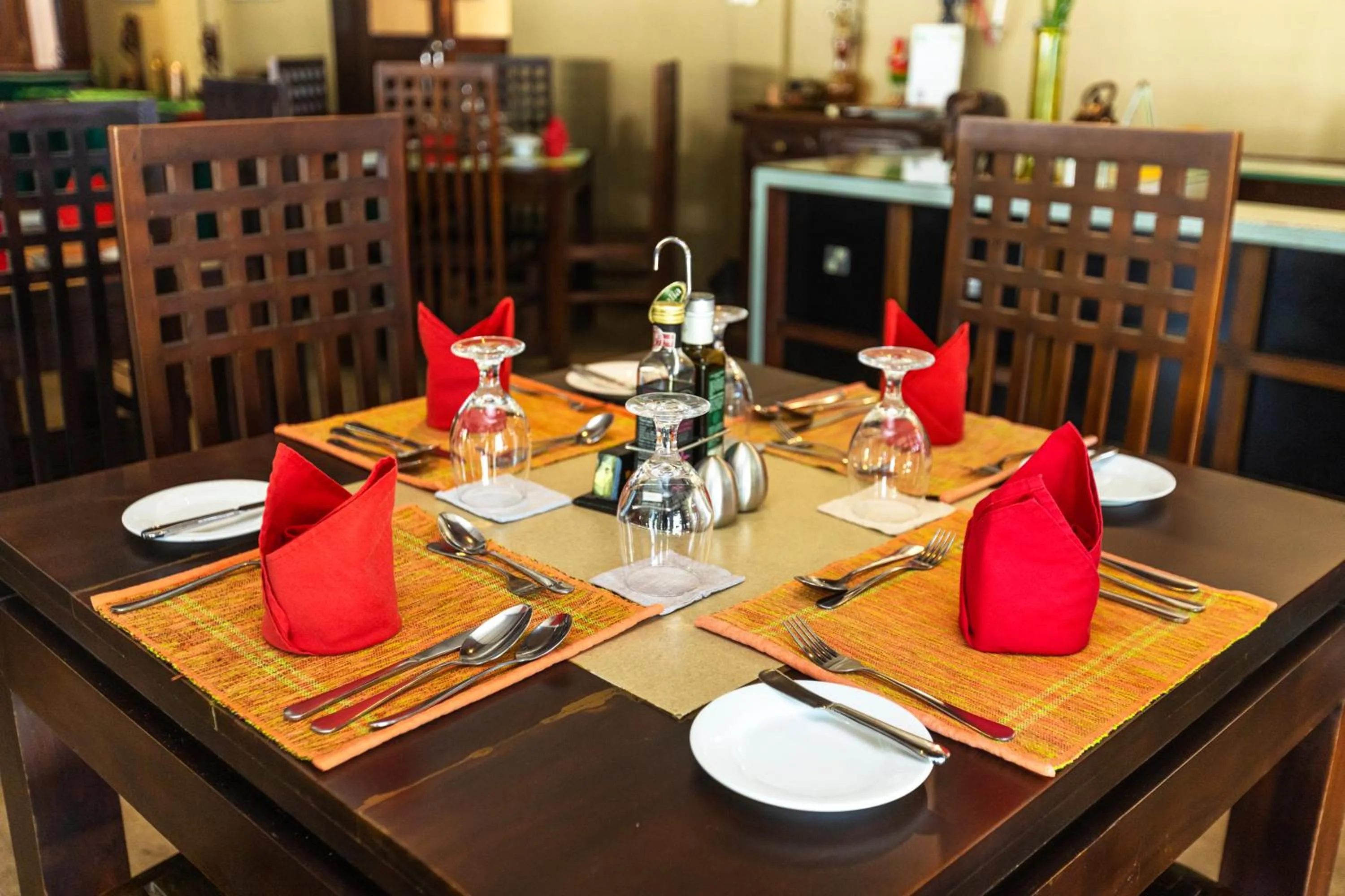 THE Mangrove cave Hotel