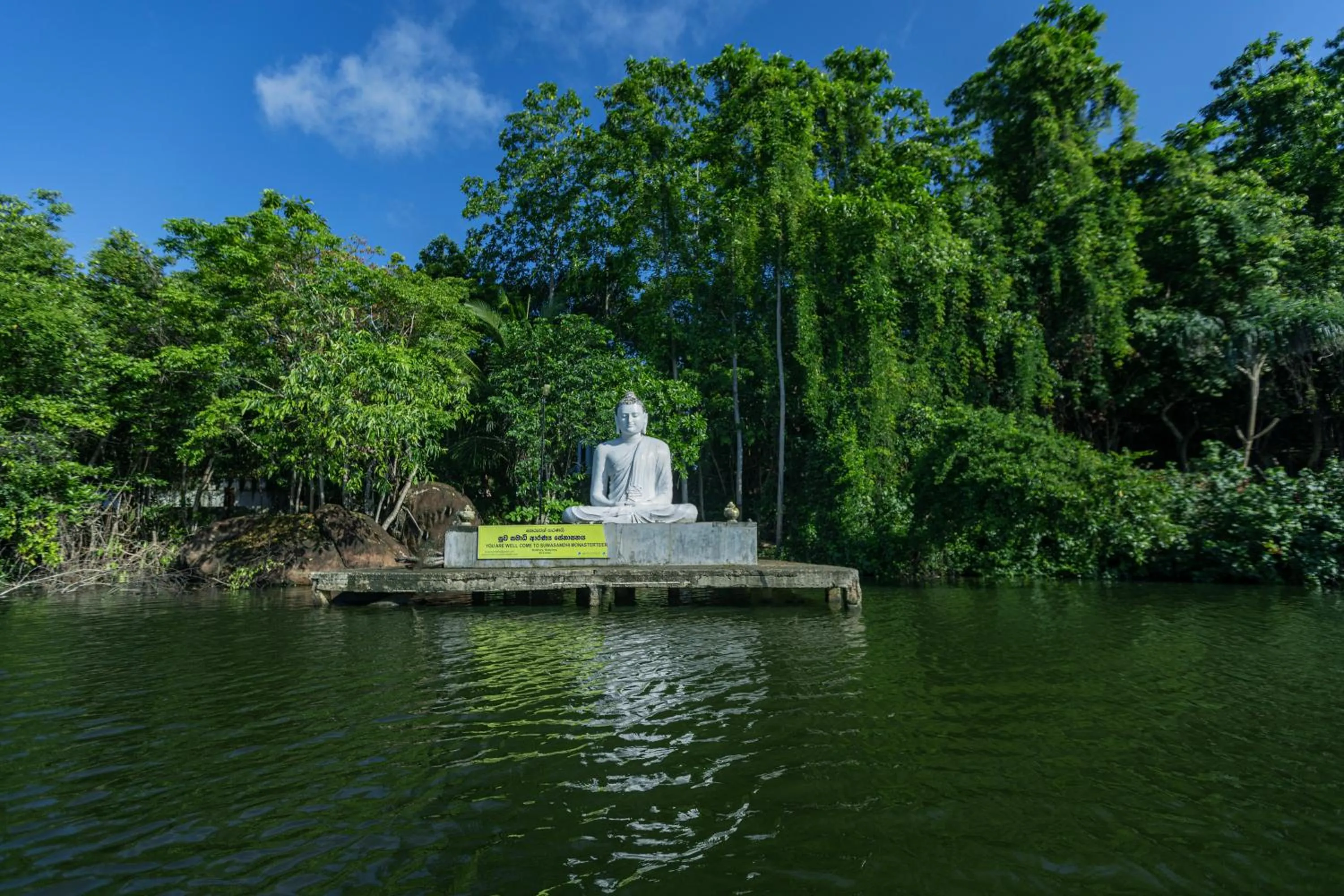 THE Mangrove cave Hotel