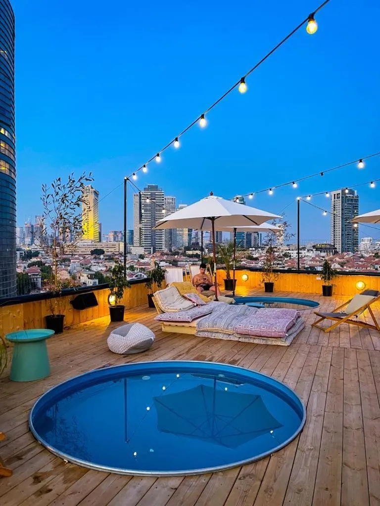 Selina Tel Aviv Beach