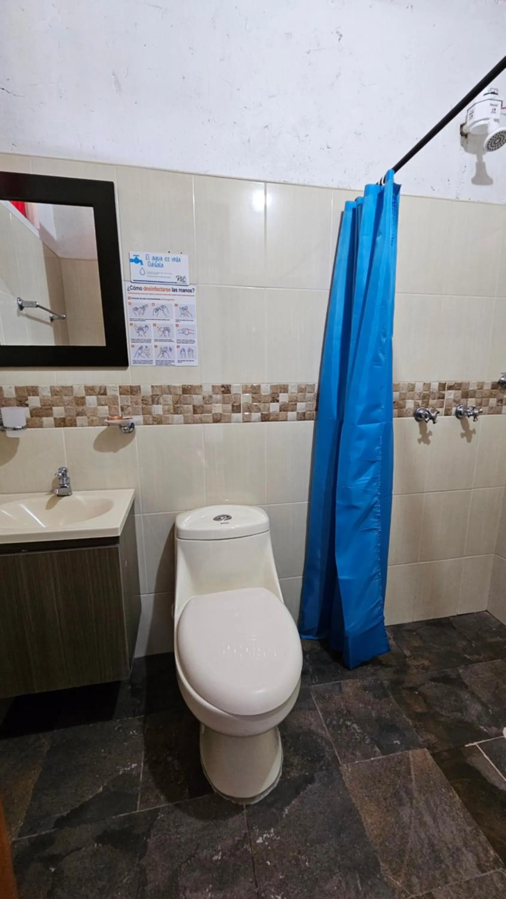 Bathroom in HOSTERÍA BRISAS DEL RÍO