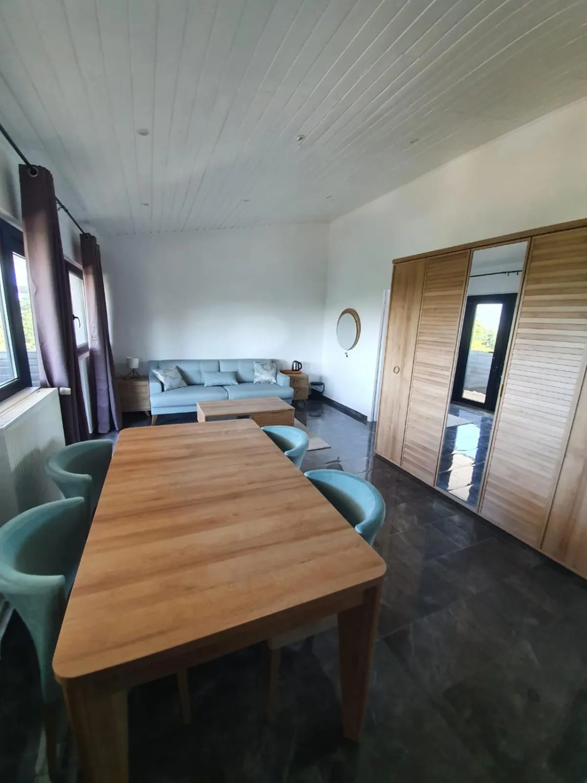 Living room in Hôtel Parc Les Cigognes - Albé