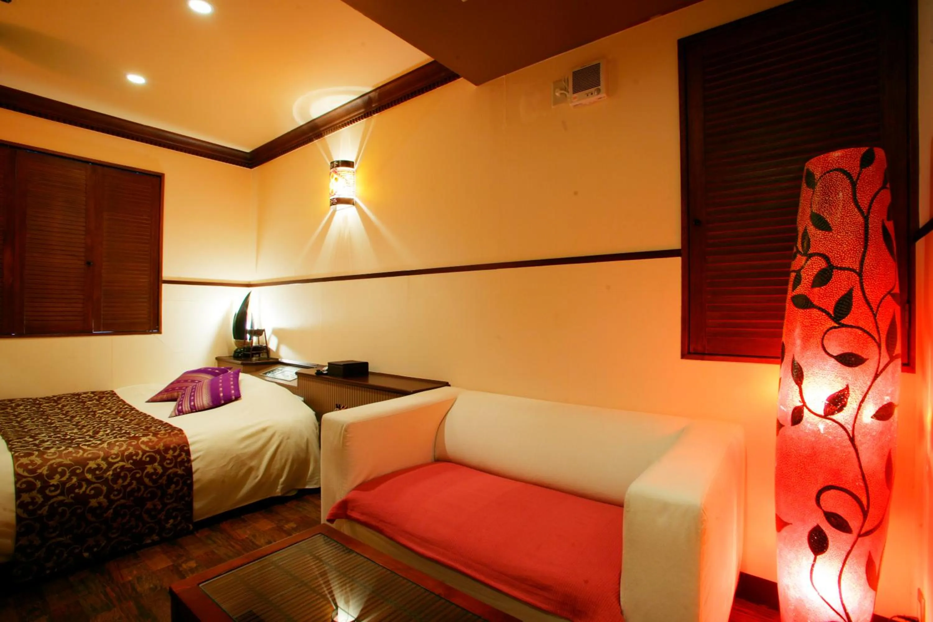 Bed in HOTEL CHECK INN BALI adult only