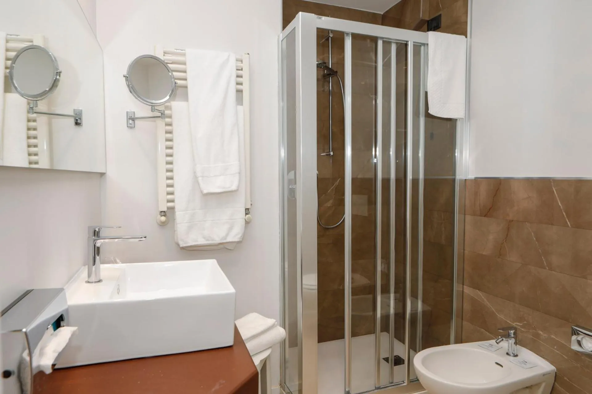 Bathroom in Hotel Lancaster