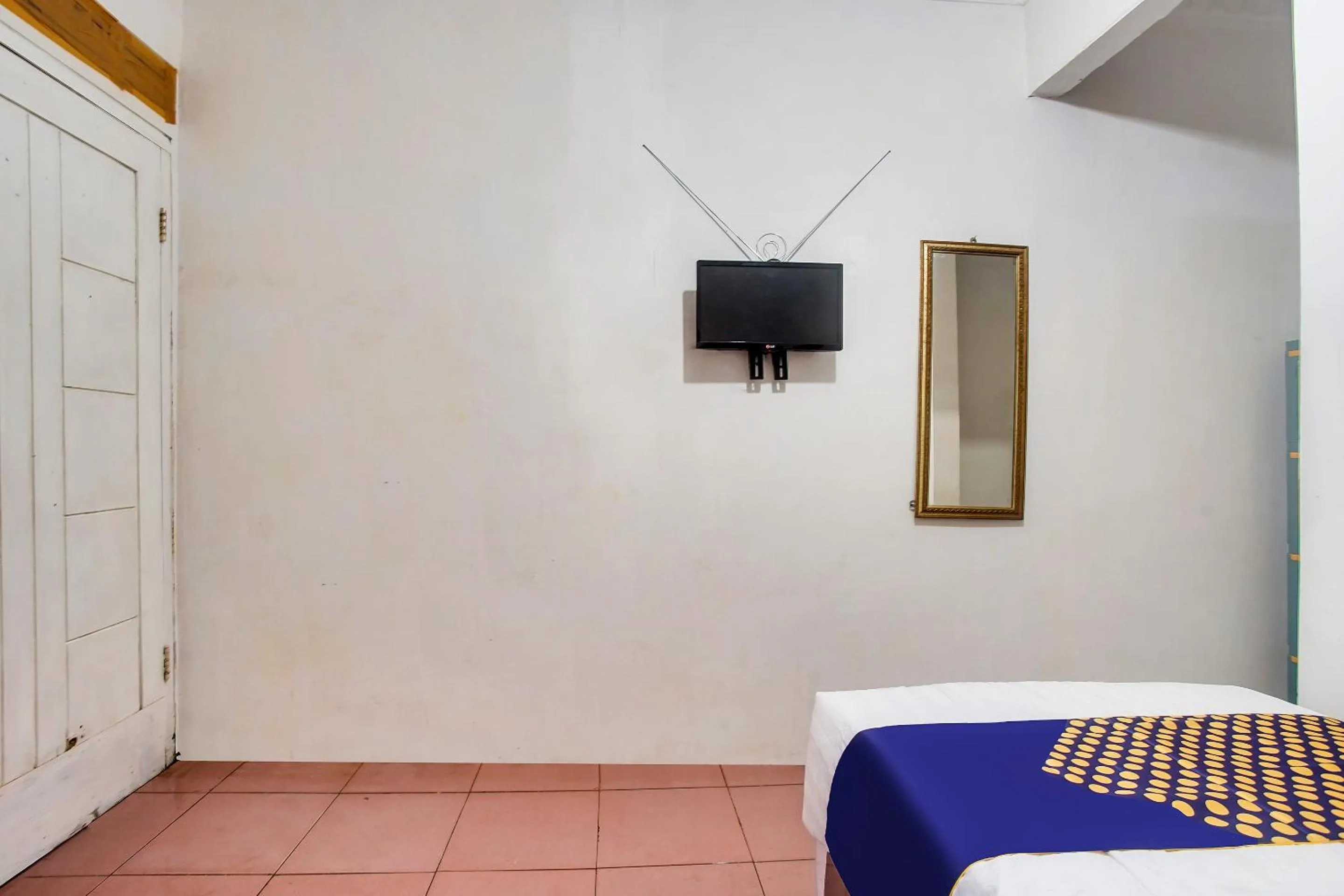 TV and multimedia, Bed in OYO Life 90896 Griya Atu Syariah