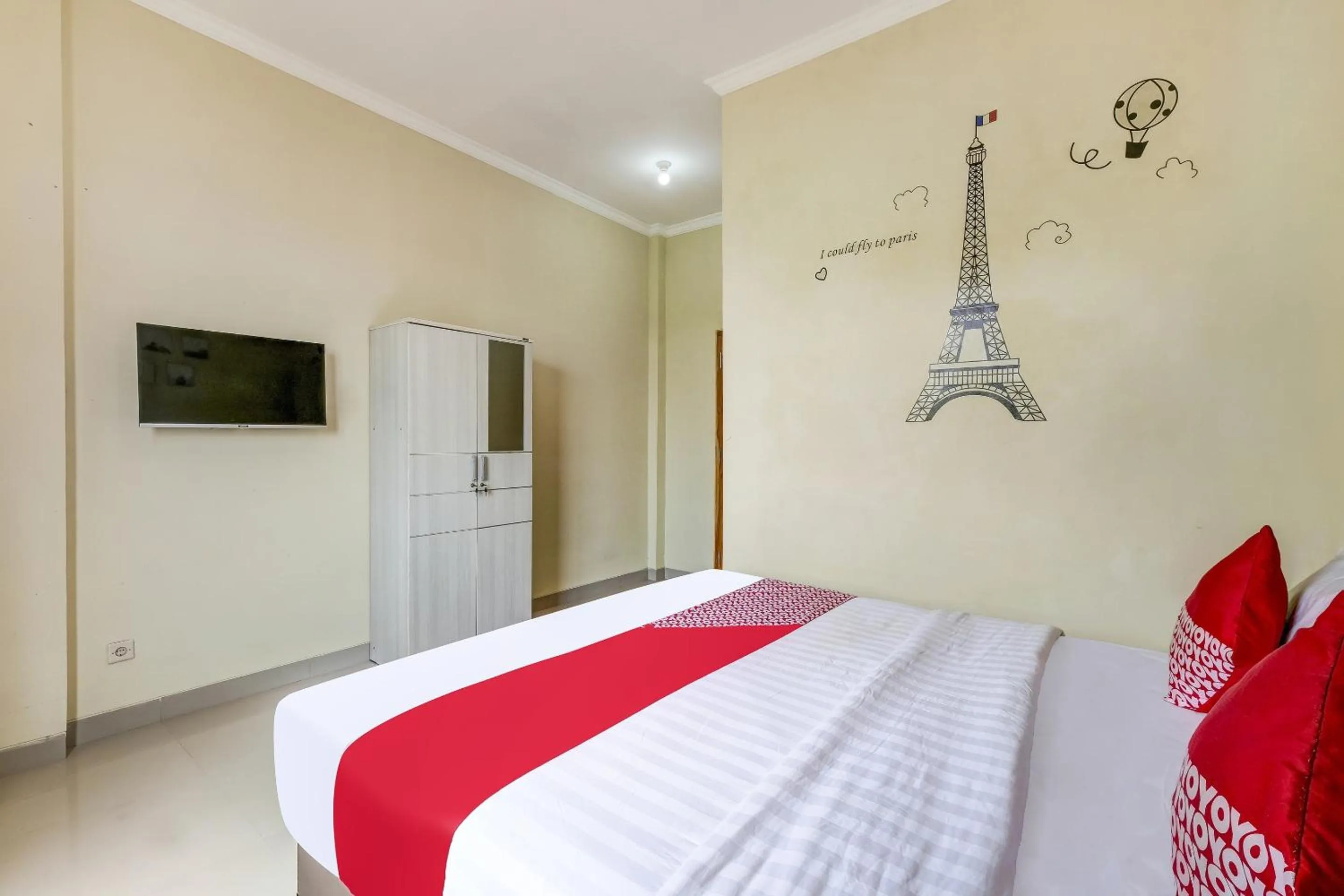 Bedroom, Bed in Hotel O Dangau Datuk Guesthouse