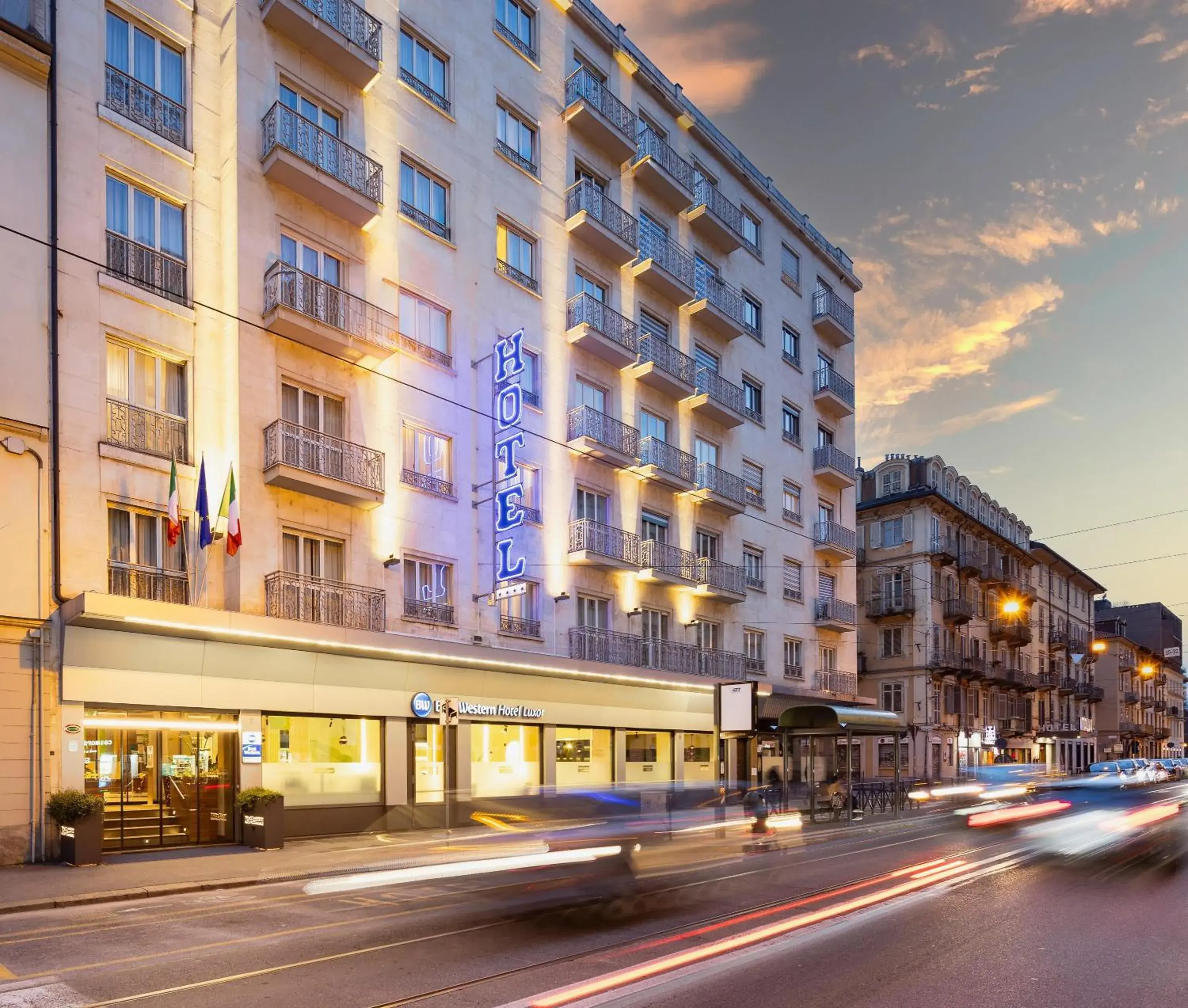 Property building in Best Western Hotel Luxor Property building in Best Western Hotel Luxor