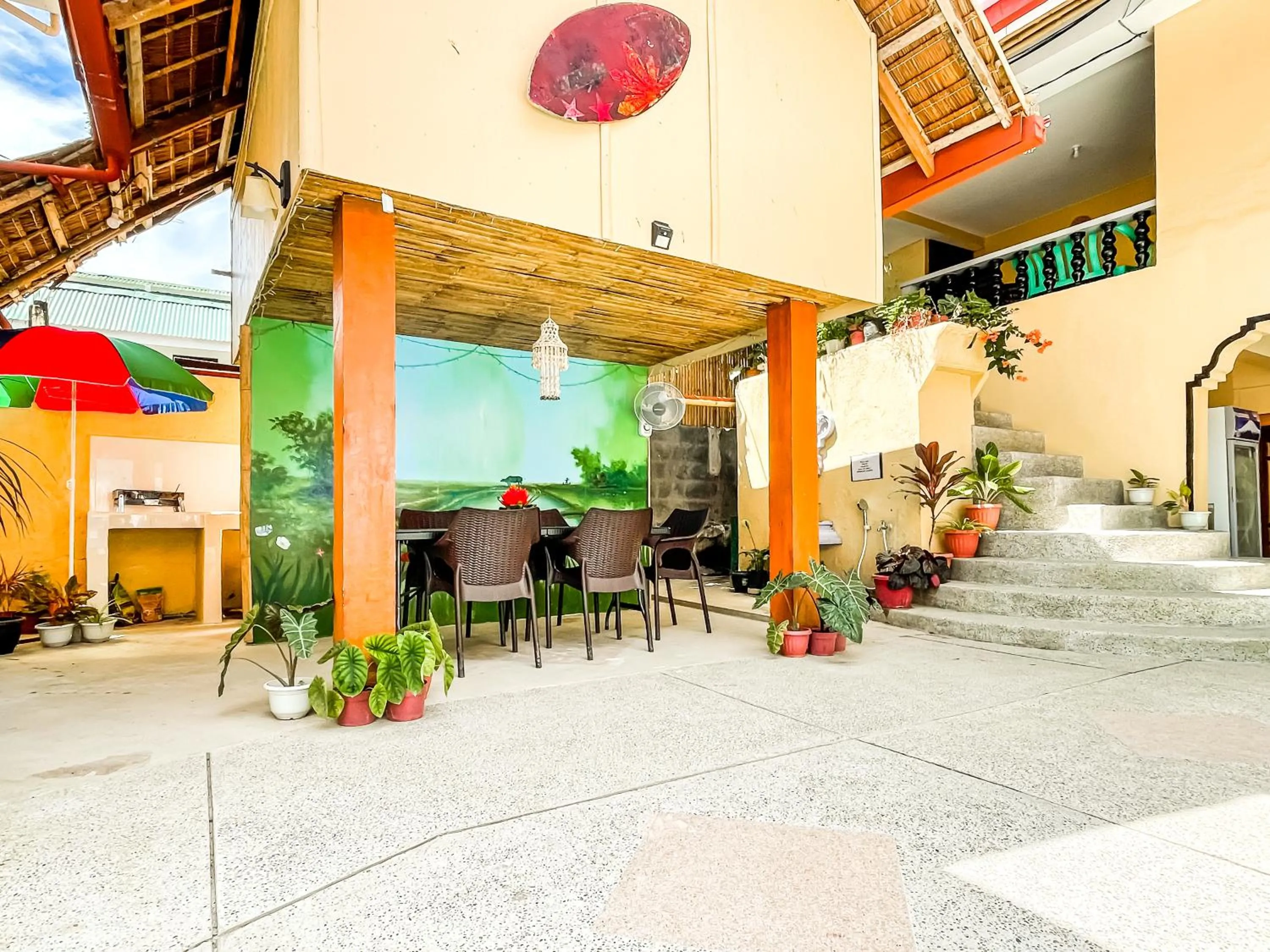 Patio in White Shamrock Beach Hotel