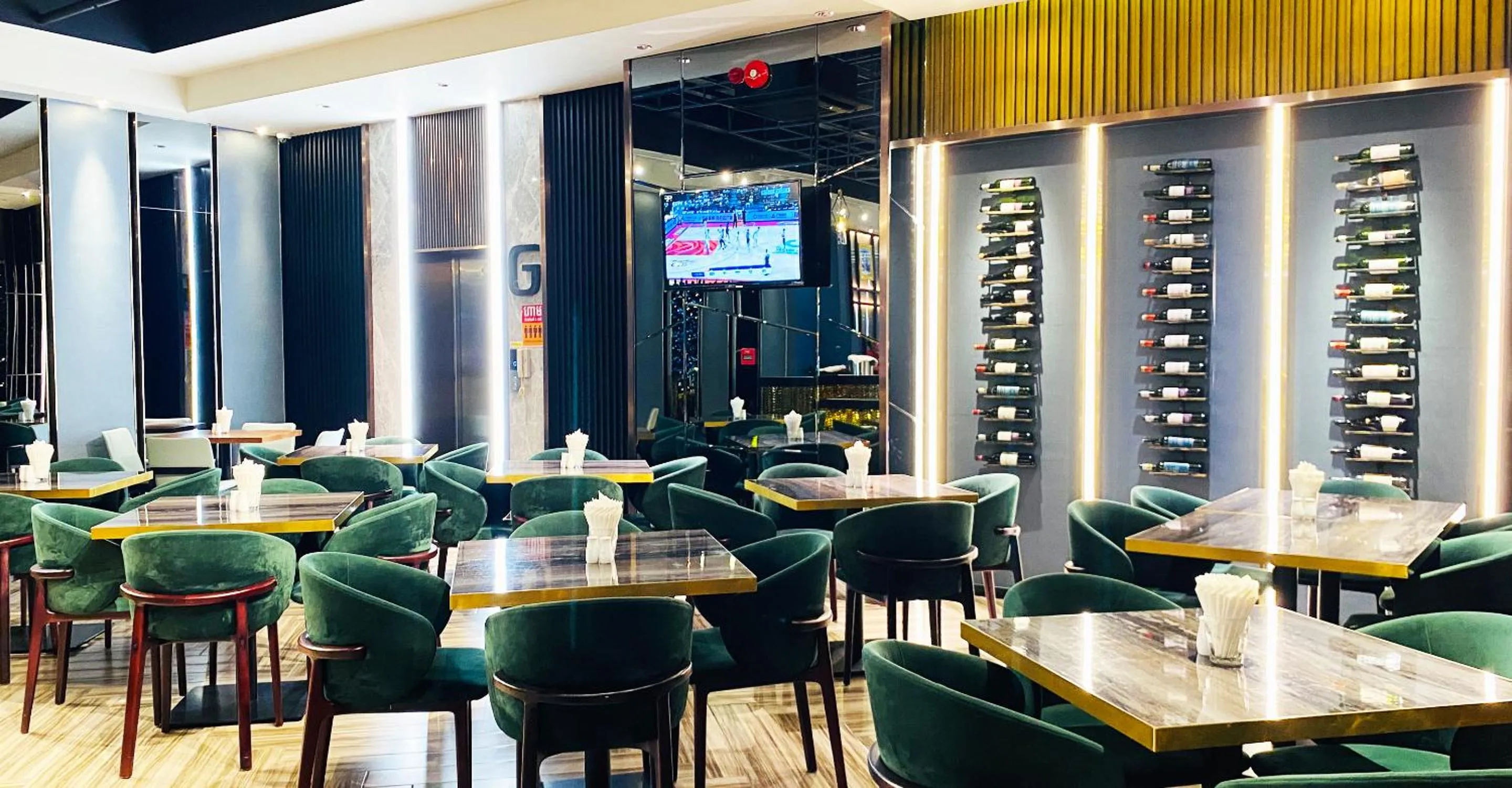 Breakfast in Siha Treasure Hotel