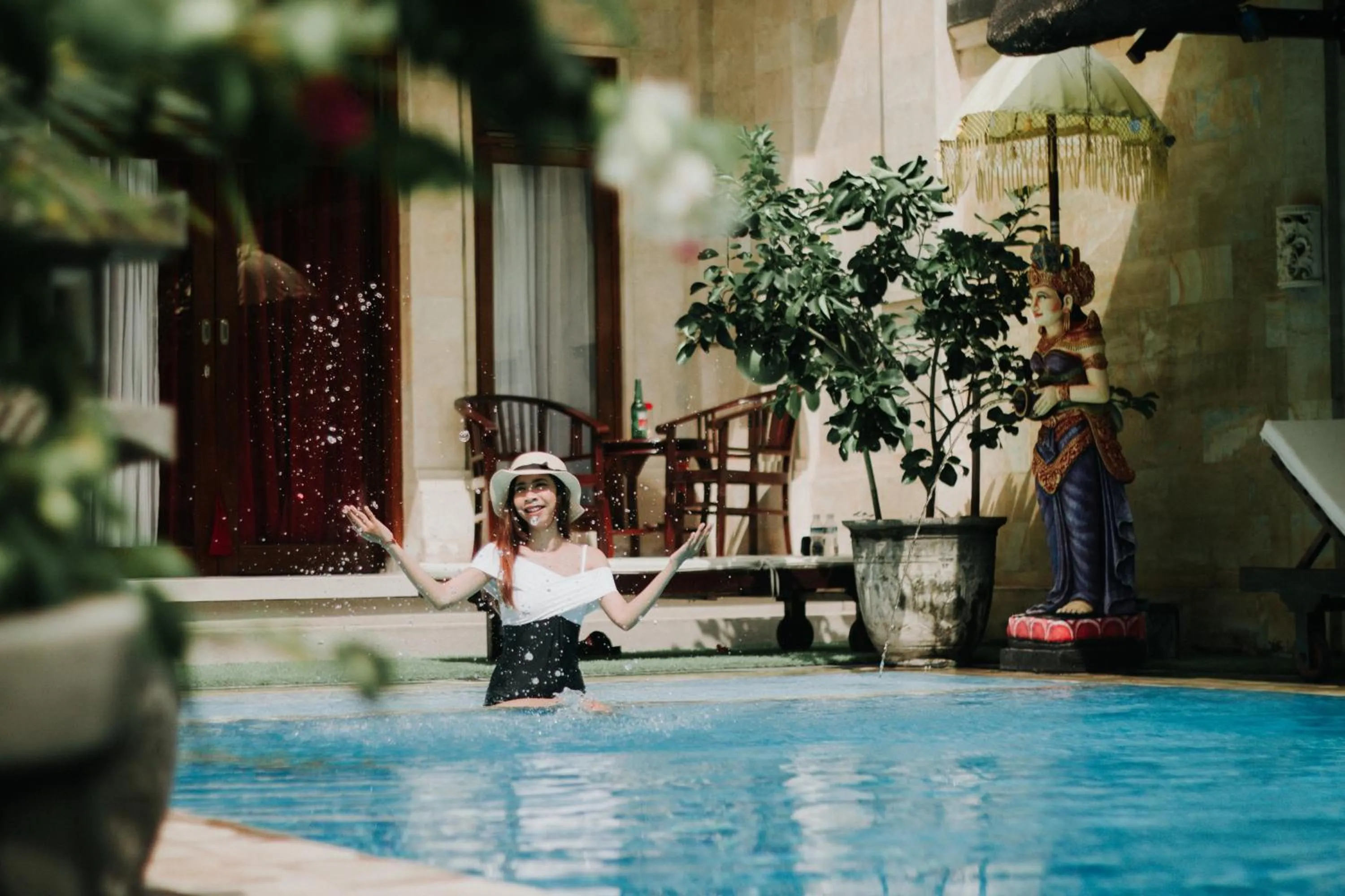 People in Bali 85 Beach Inn