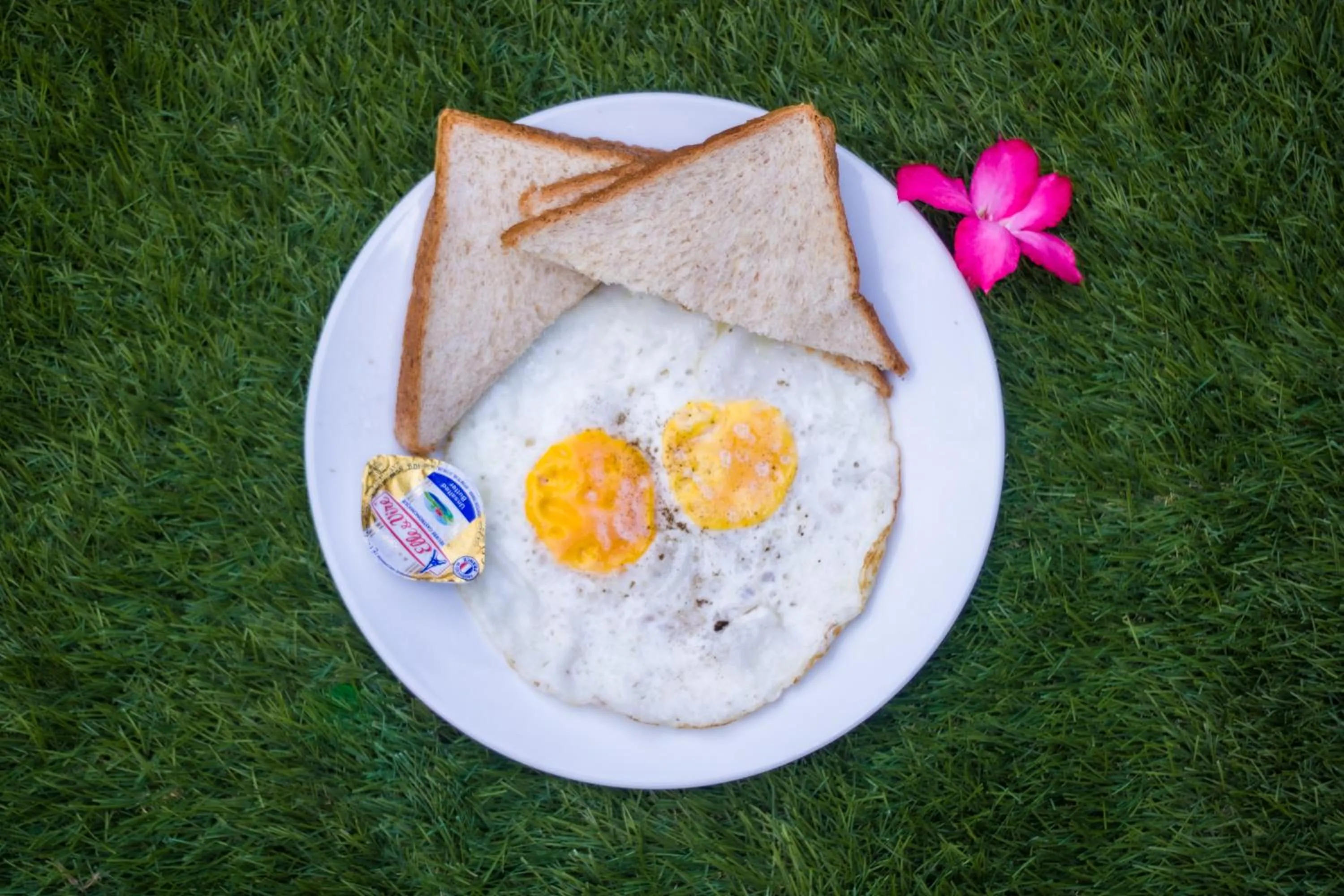 Food and drinks in Bali 85 Beach Inn