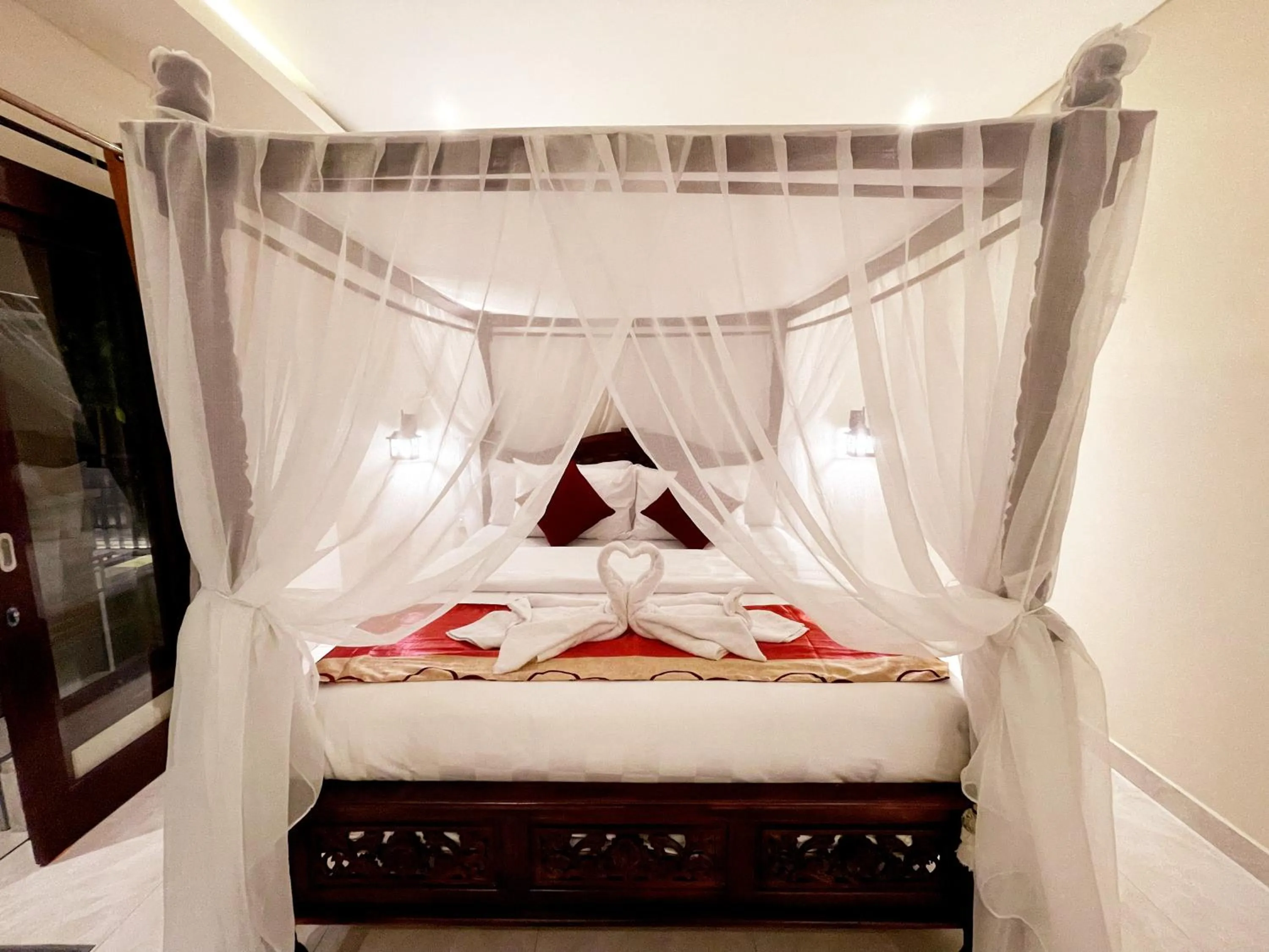 Bed in Bali 85 Beach Inn