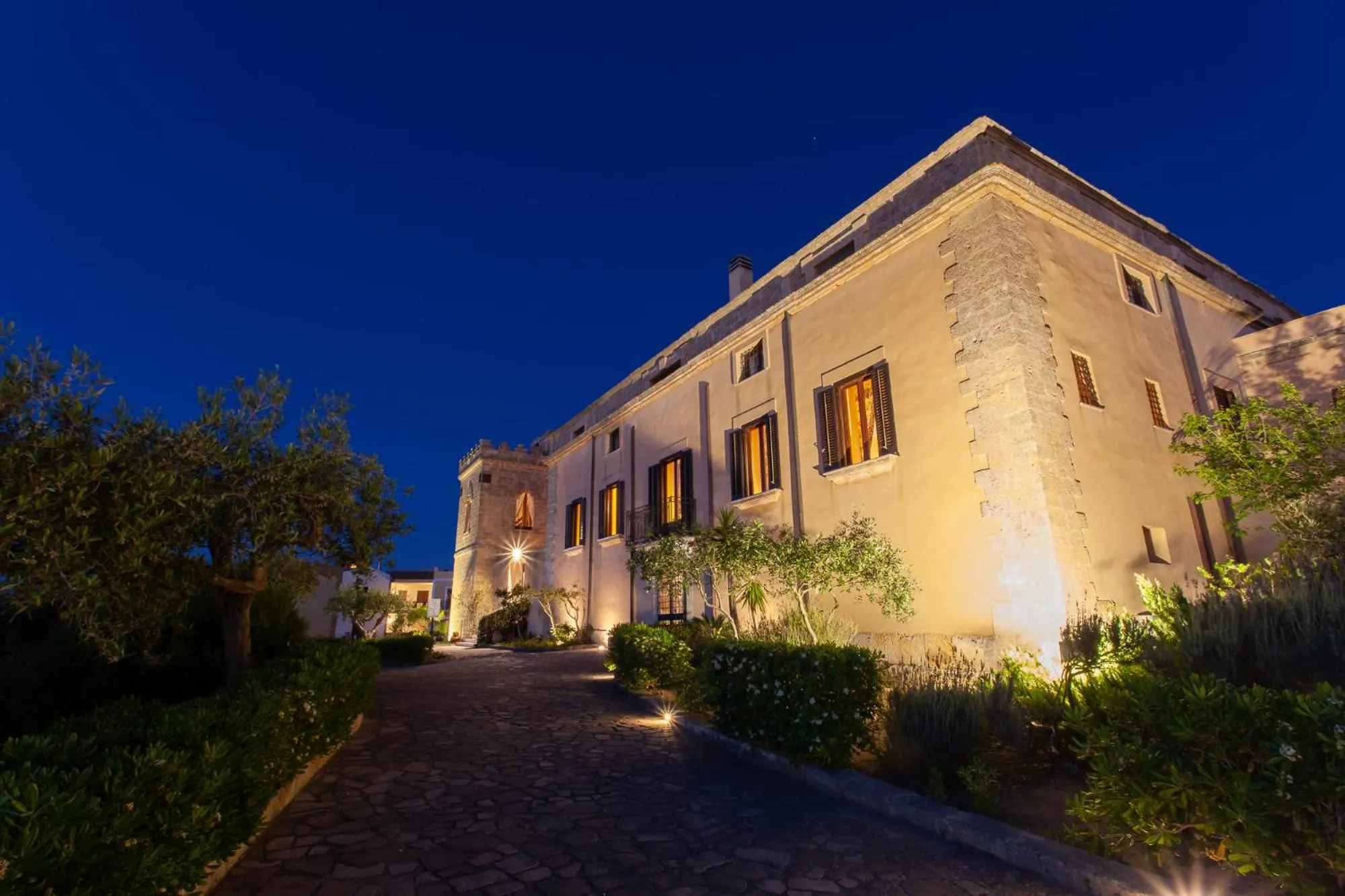 Property building in Hotel Baglio Oneto dei Principi di San Lorenzo - Luxury Wine Resort