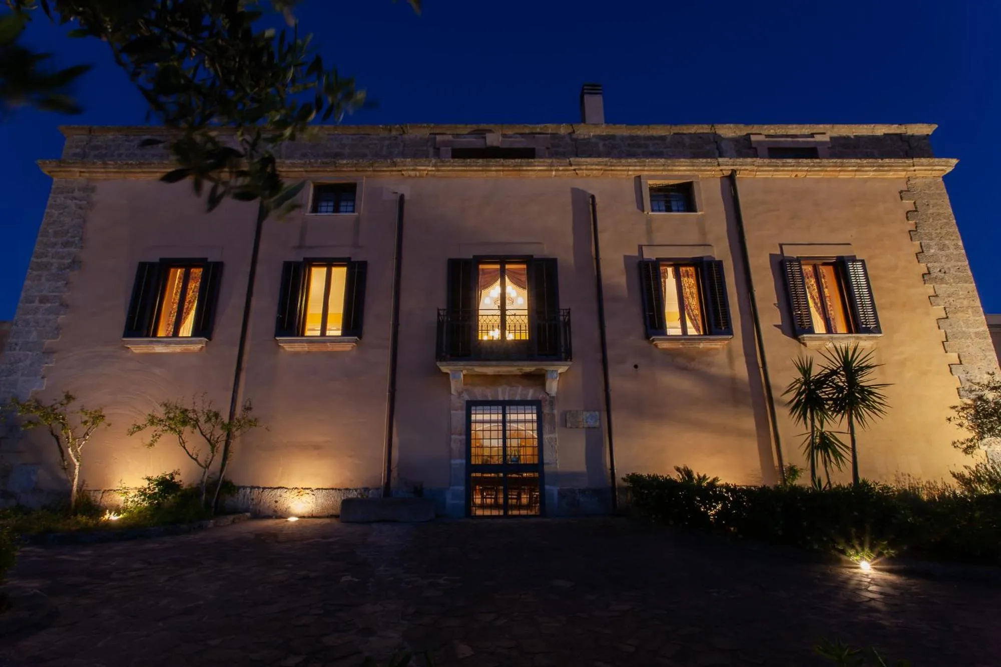Facade/entrance in Hotel Baglio Oneto dei Principi di San Lorenzo - Luxury Wine Resort