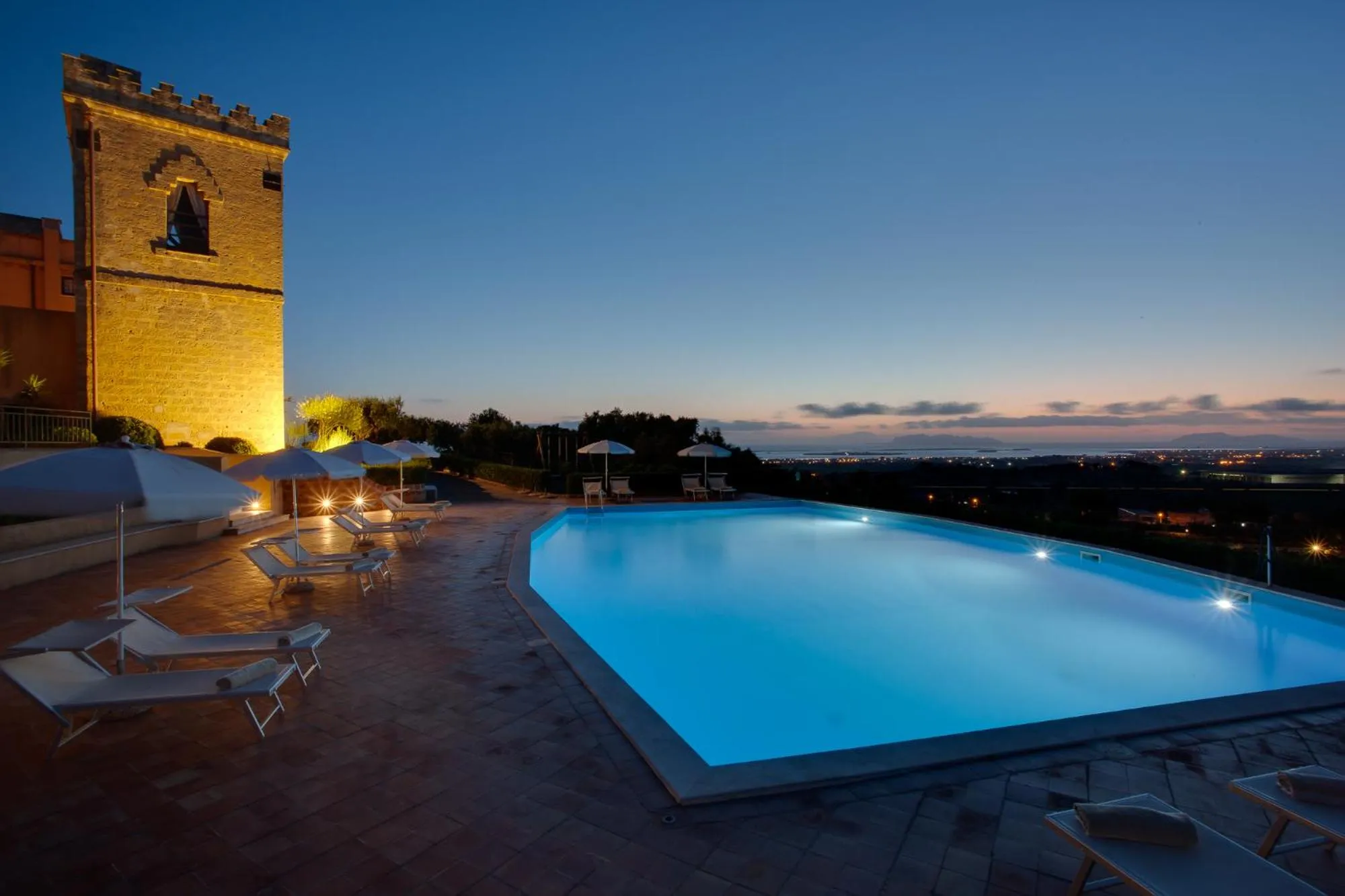 Pool view in Hotel Baglio Oneto dei Principi di San Lorenzo - Luxury Wine Resort