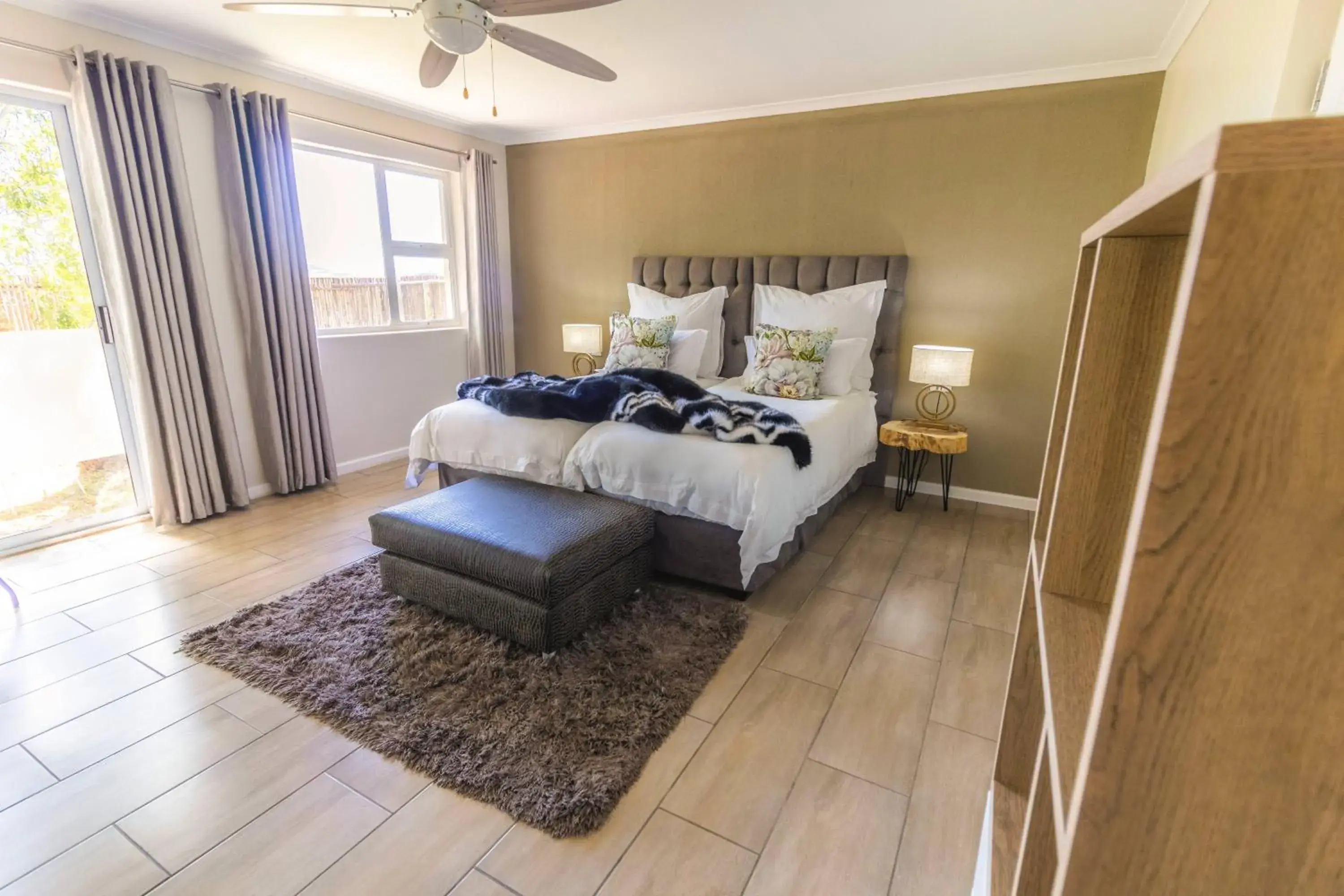 Large Twin Room - single occupancy in Val de Vine Large Twin Room - single occupancy in Val de Vine