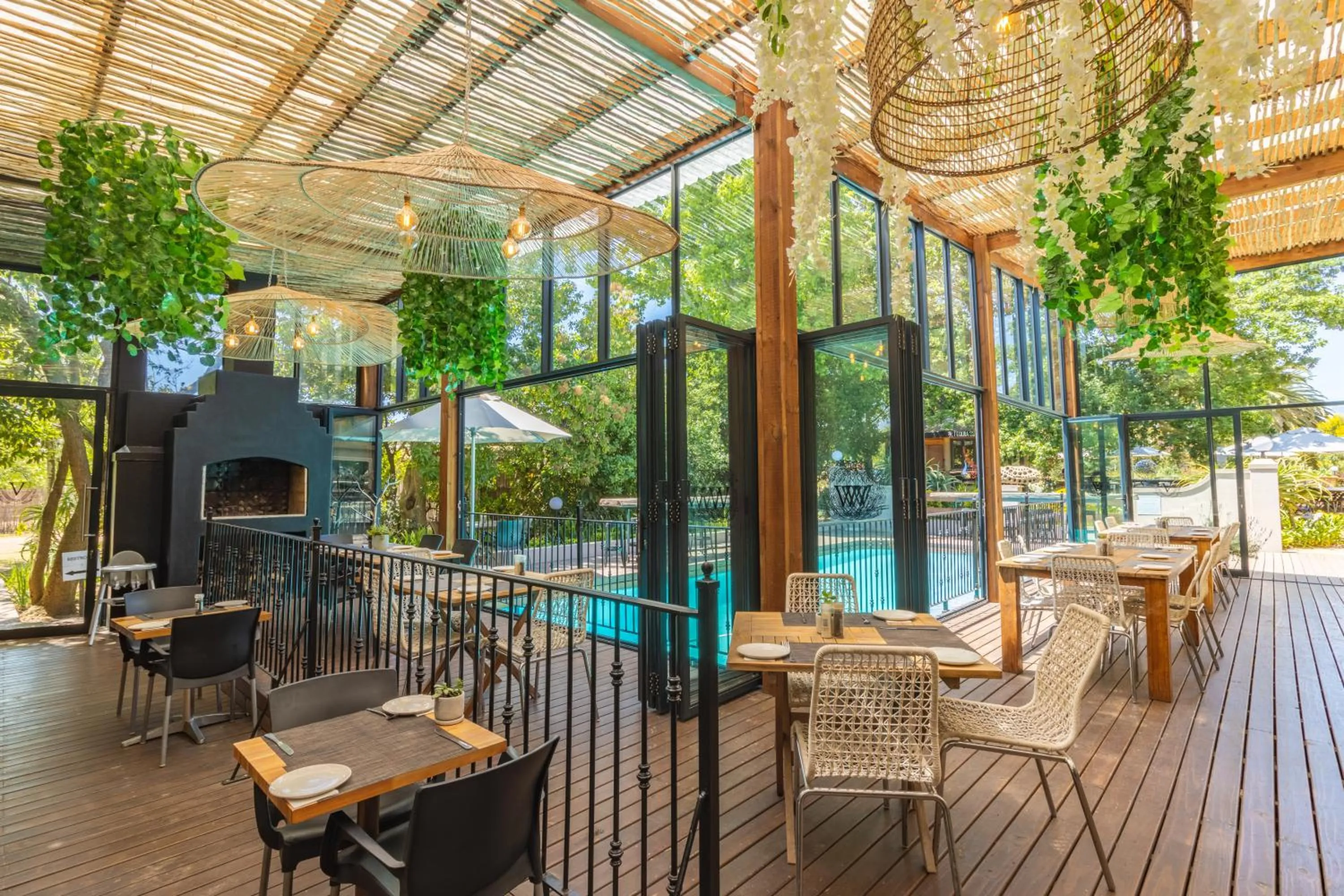 Property building in Val de Vine