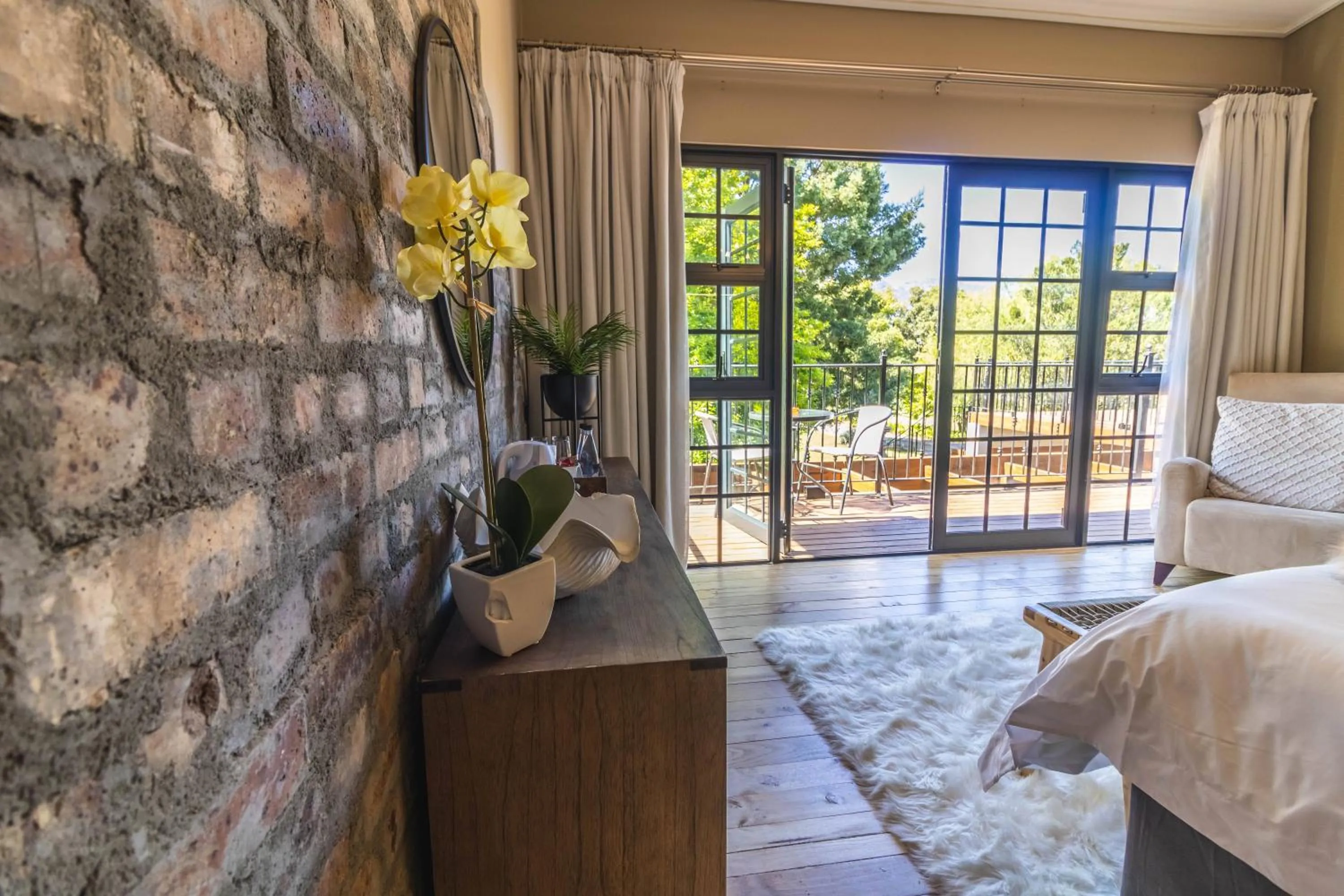 View (from property/room), Bed in Val de Vine