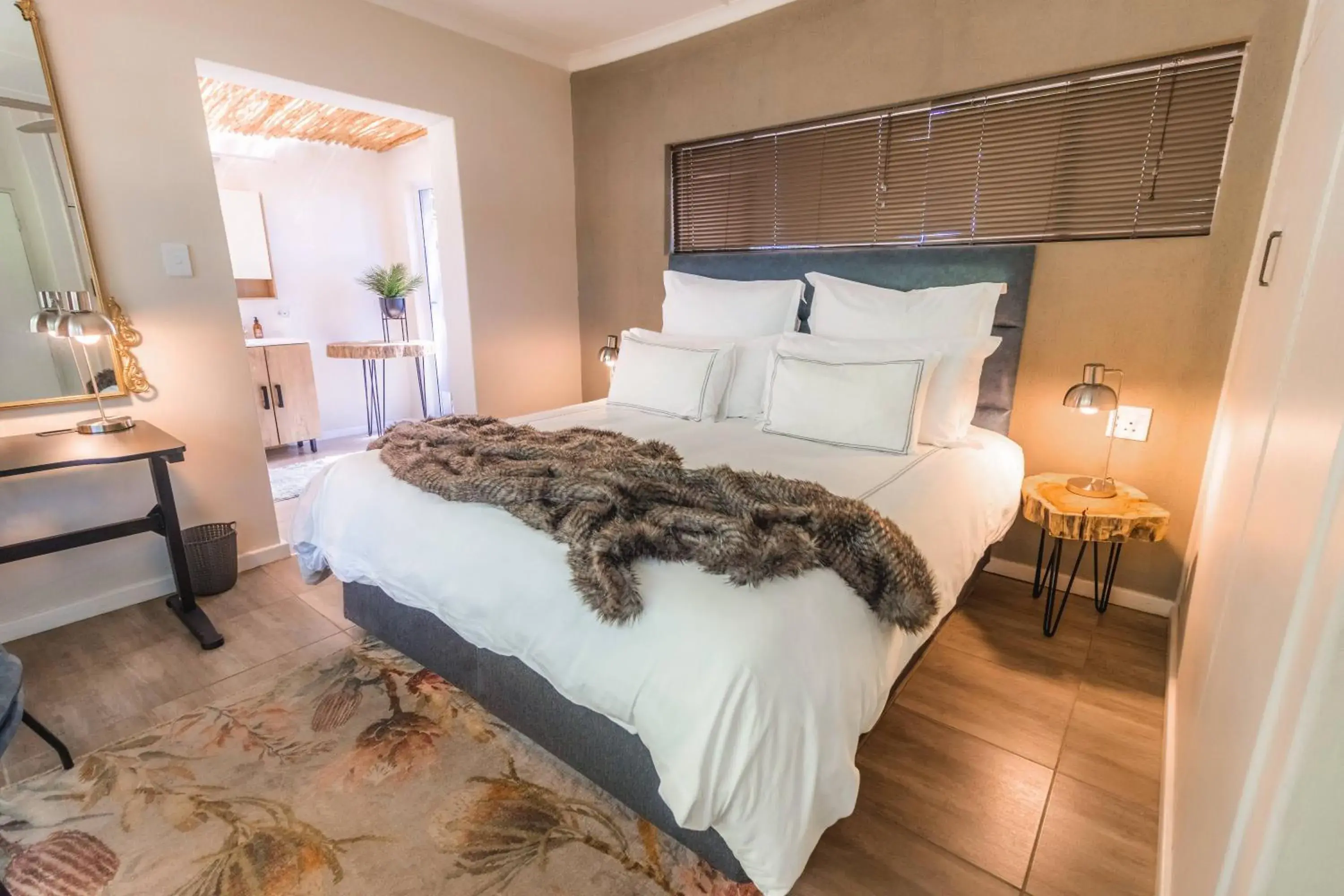 Suite with Garden View - single occupancy in Val de Vine Suite with Garden View - single occupancy in Val de Vine