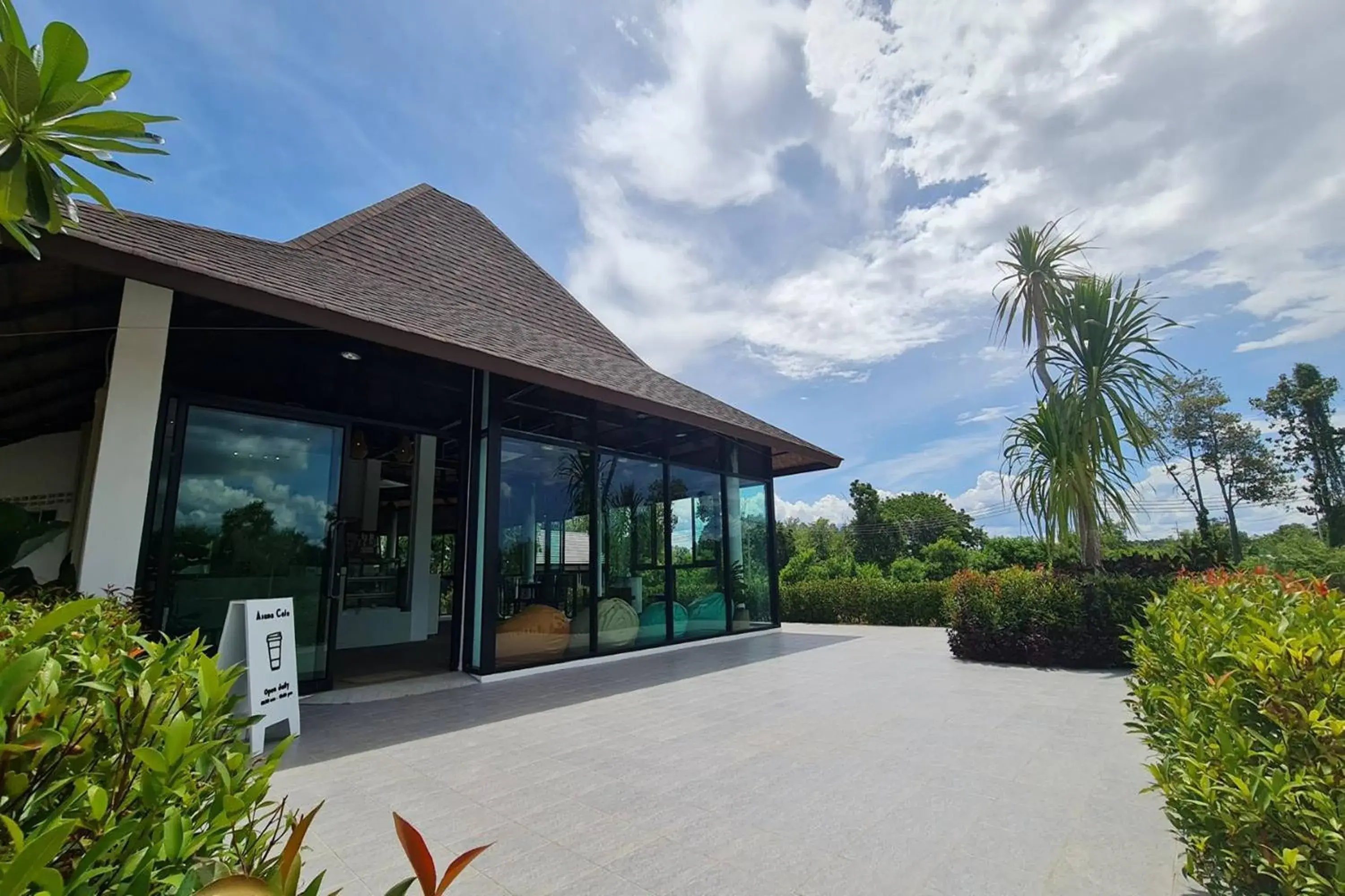 Property building in Phorpun Resort Lampang Property building in Phorpun Resort Lampang