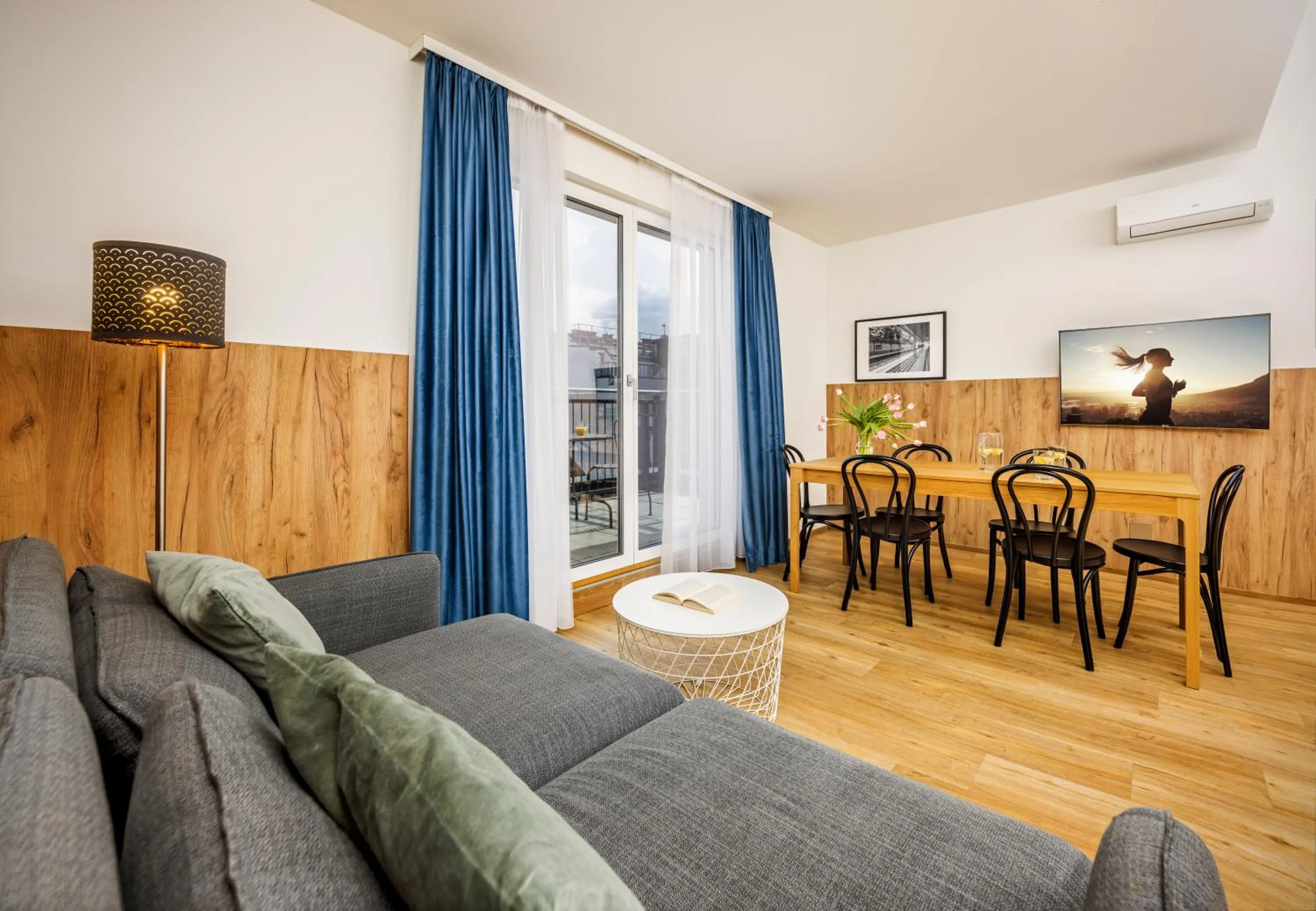 Living room in Citadines South Vienna