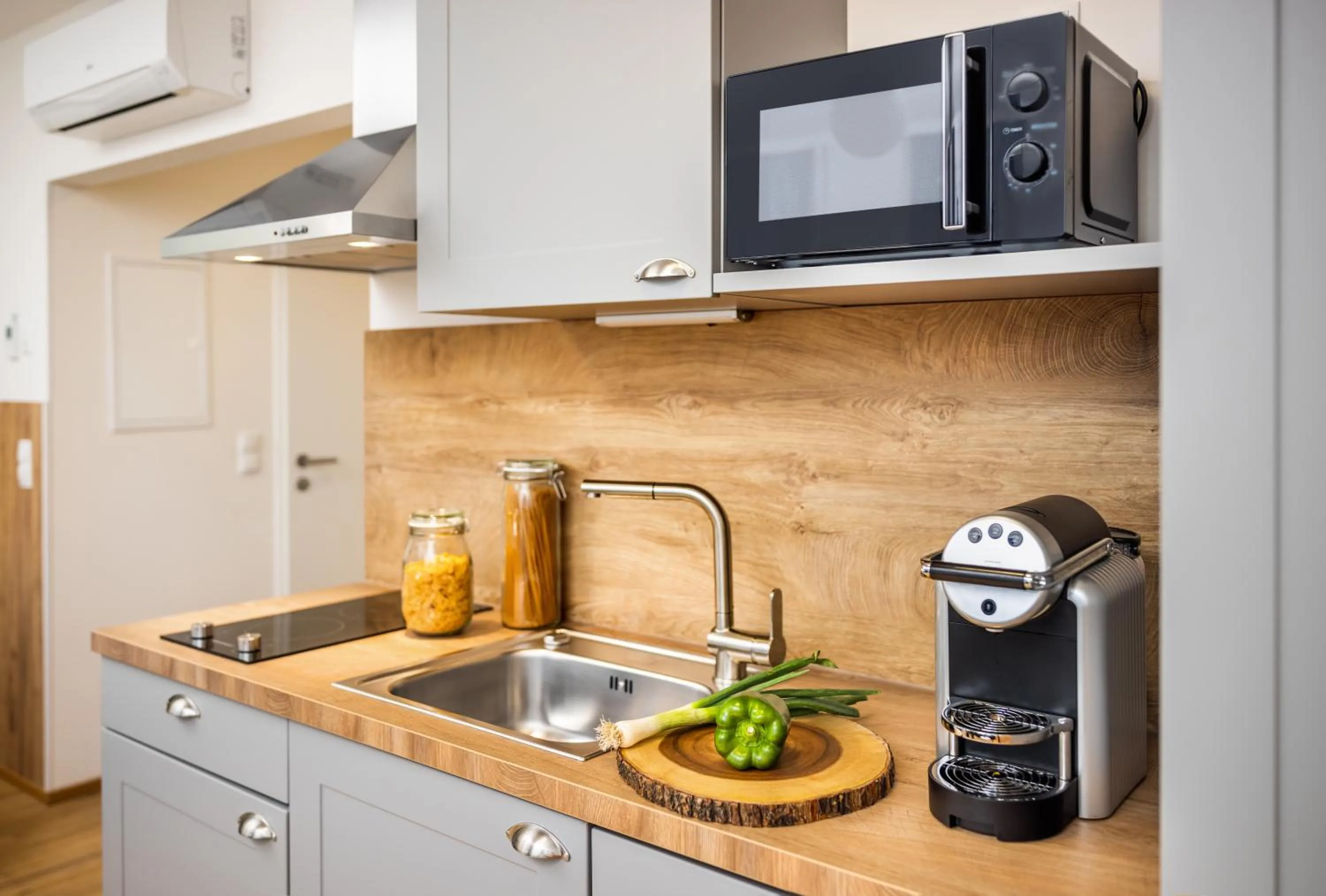 Coffee/tea facilities in Citadines South Vienna