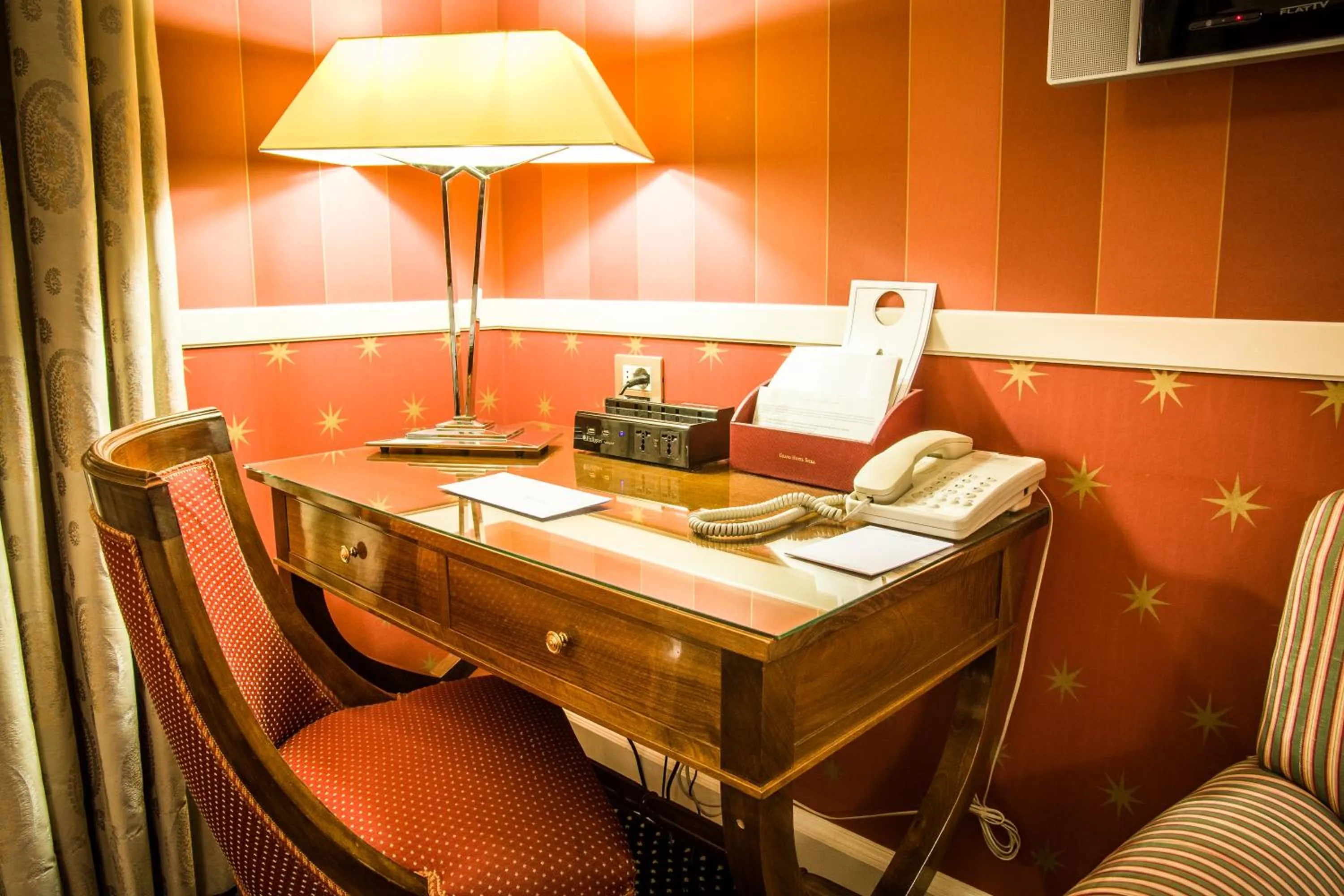 Photo of the whole room in Grand Hotel Sitea