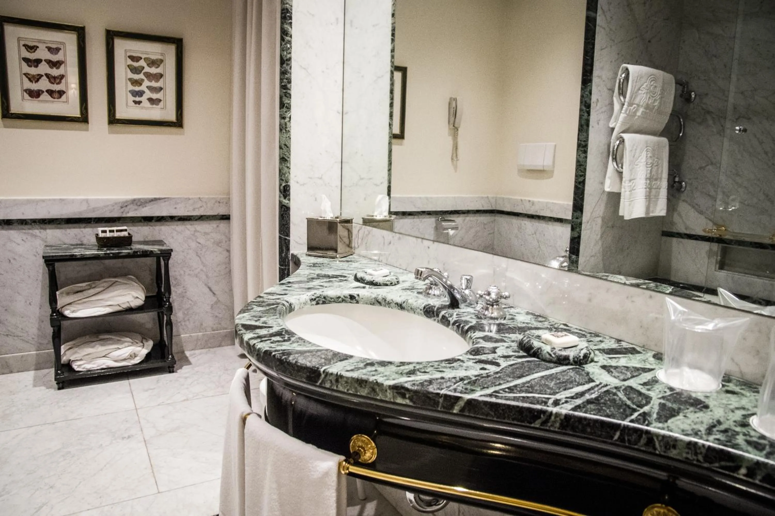 Bathroom in Grand Hotel Sitea