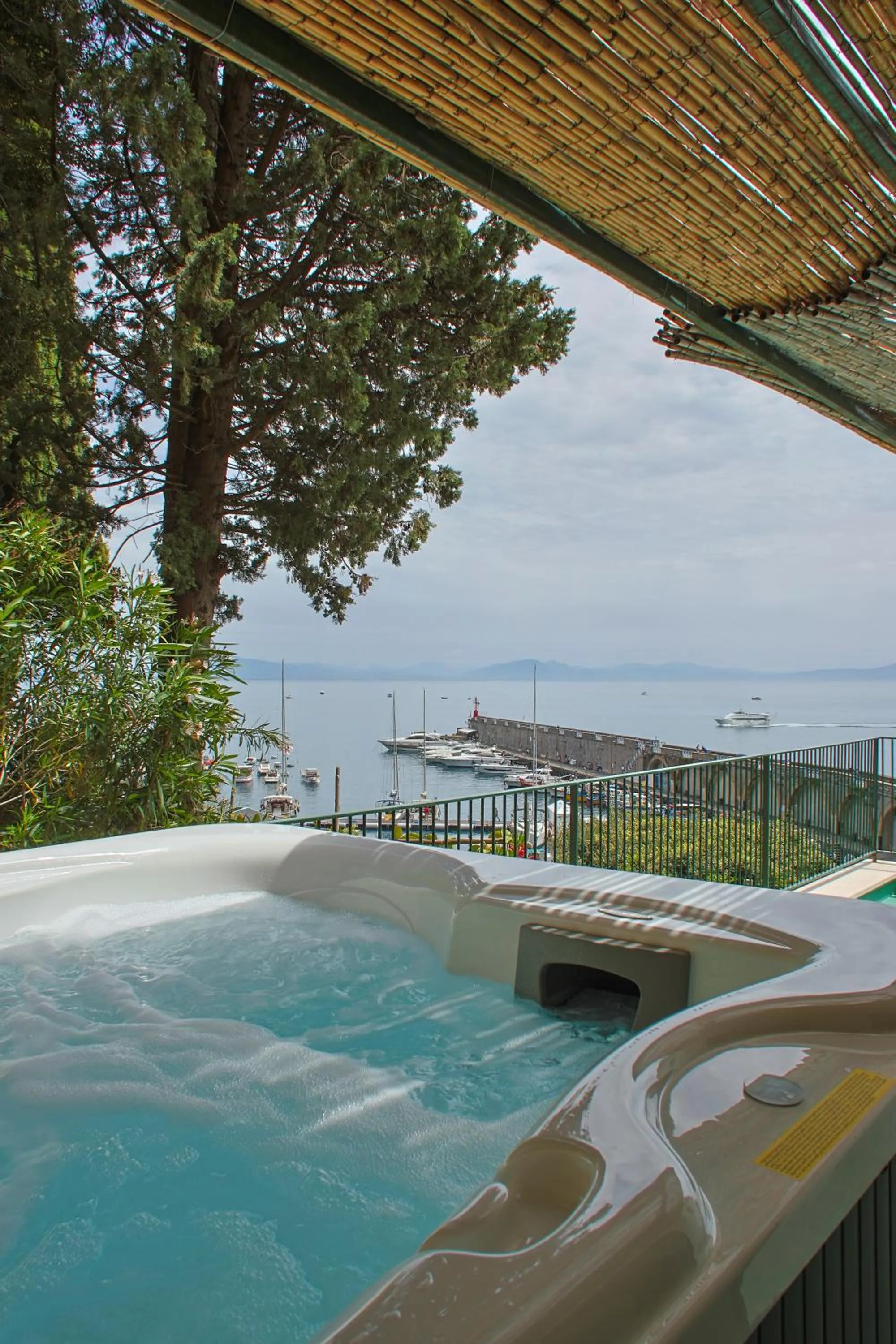 Natural landscape in Hotel Aurora