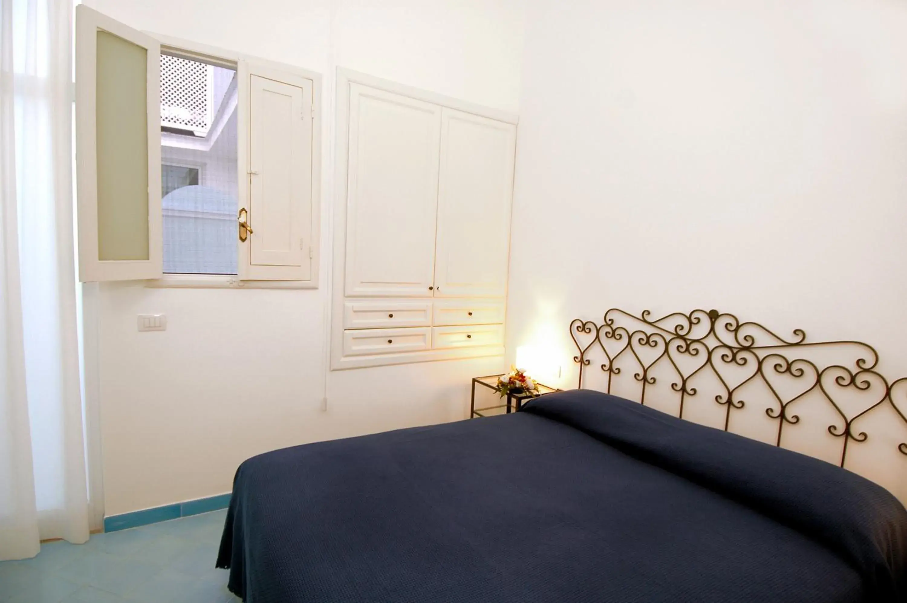 Bedroom, Bed in Hotel Aurora Bedroom, Bed in Hotel Aurora