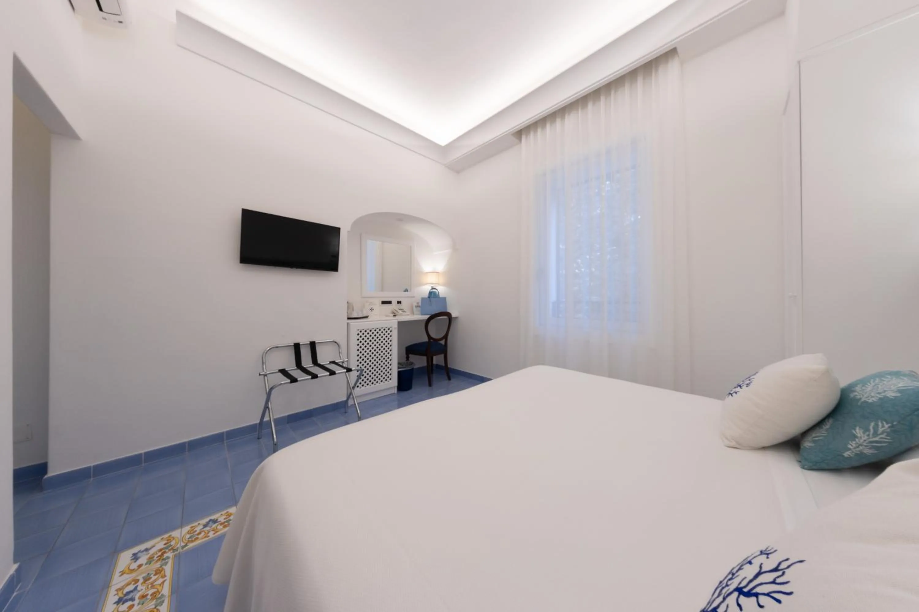 Photo of the whole room, Bed in Hotel Aurora