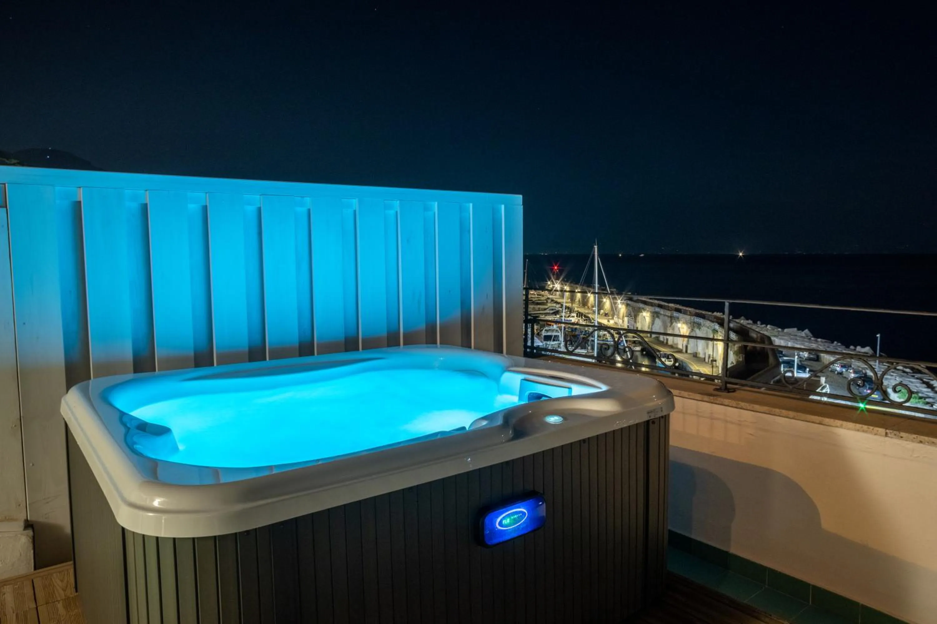 Night in Hotel Aurora