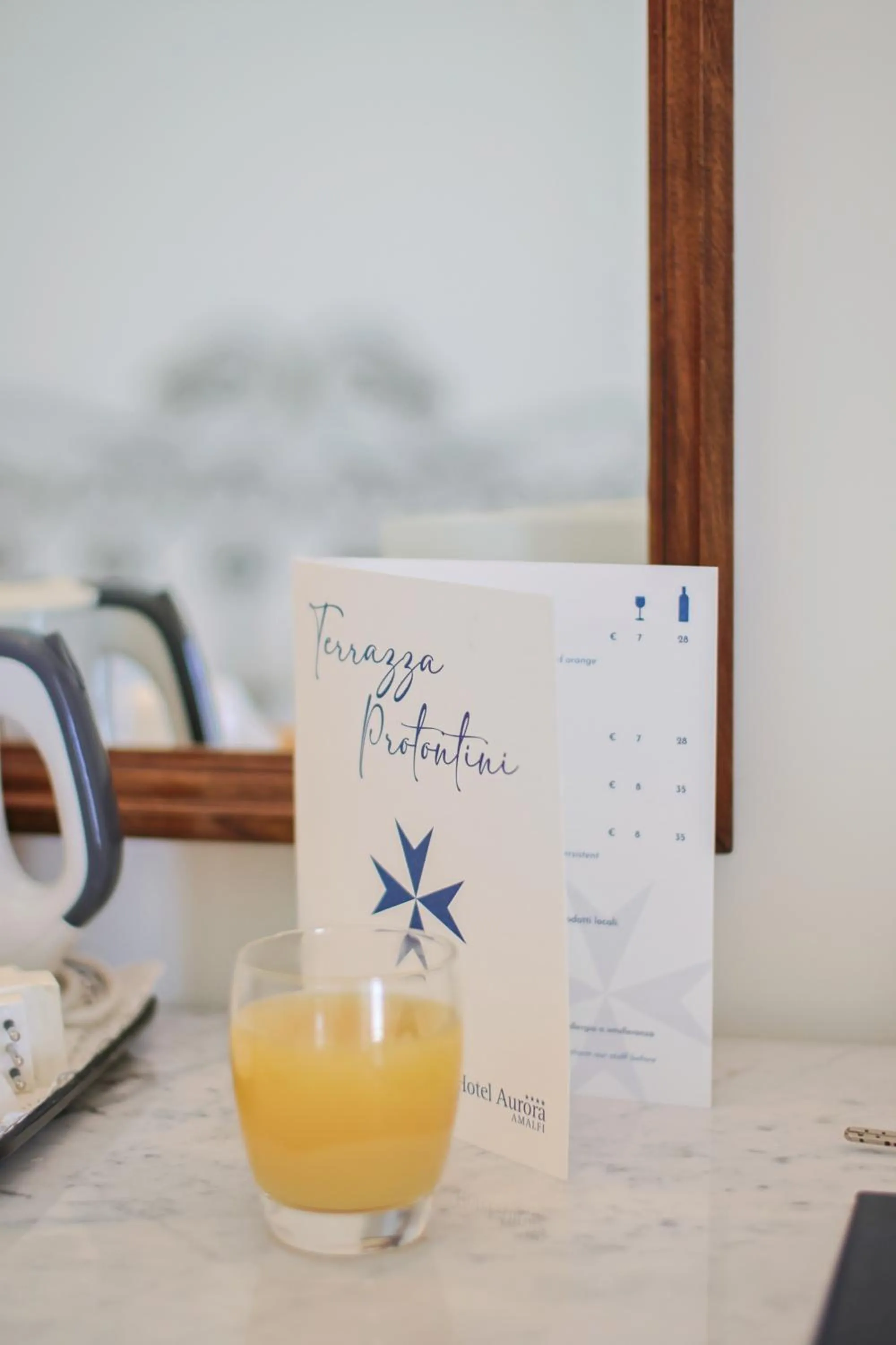 Drinks in Hotel Aurora