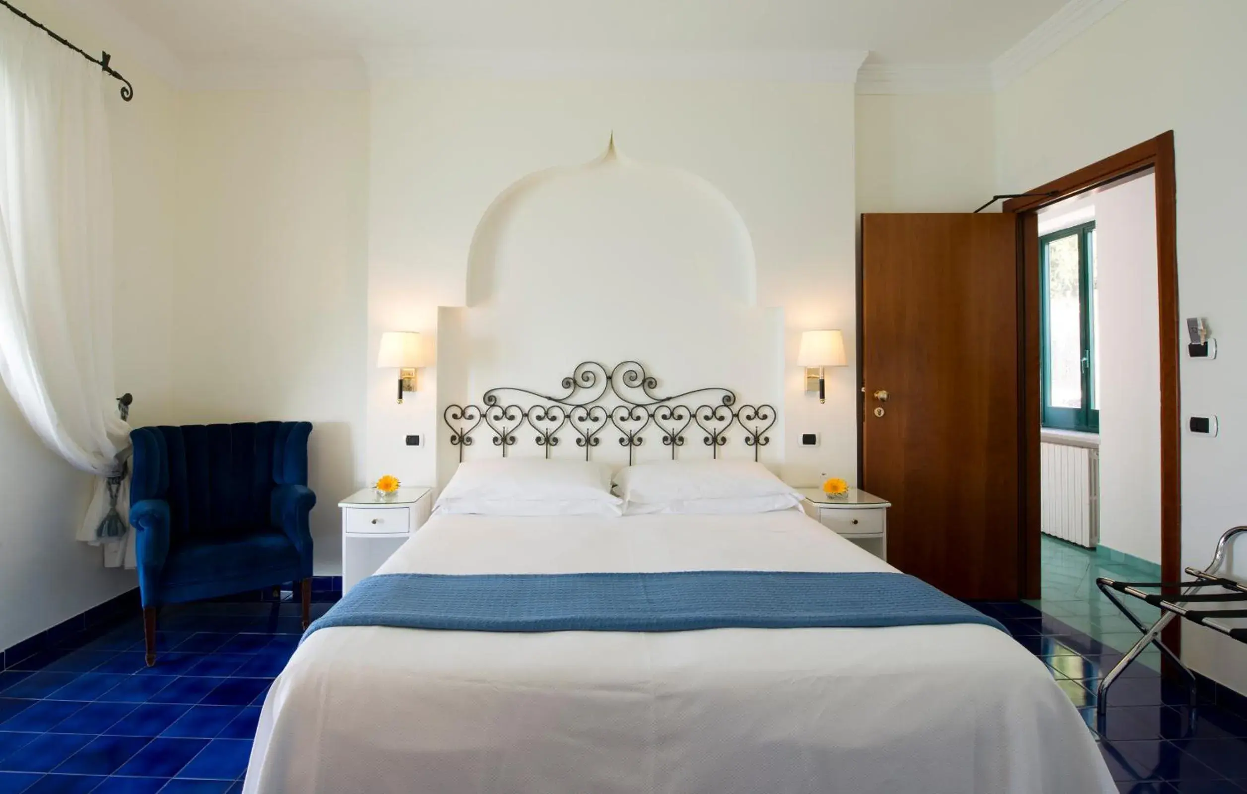 Bedroom, Bed in Hotel Aurora Bedroom, Bed in Hotel Aurora