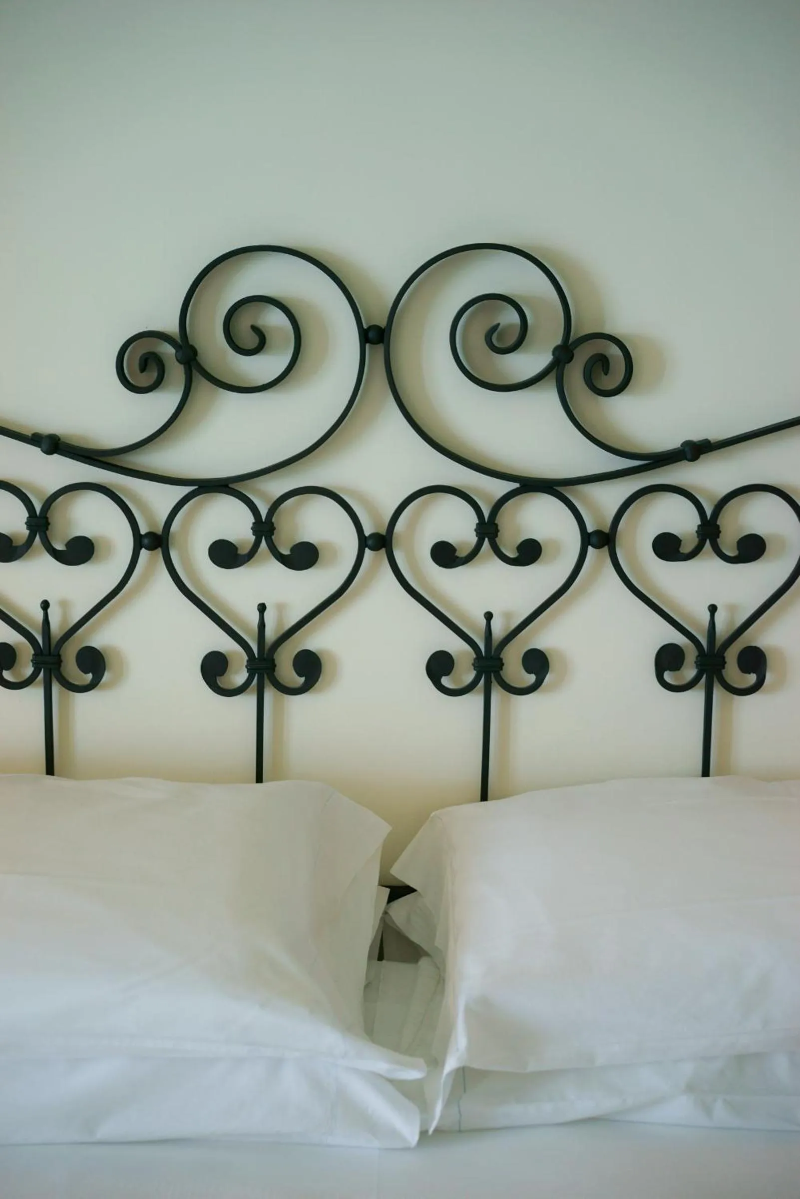 Decorative detail, Bed in Hotel Aurora