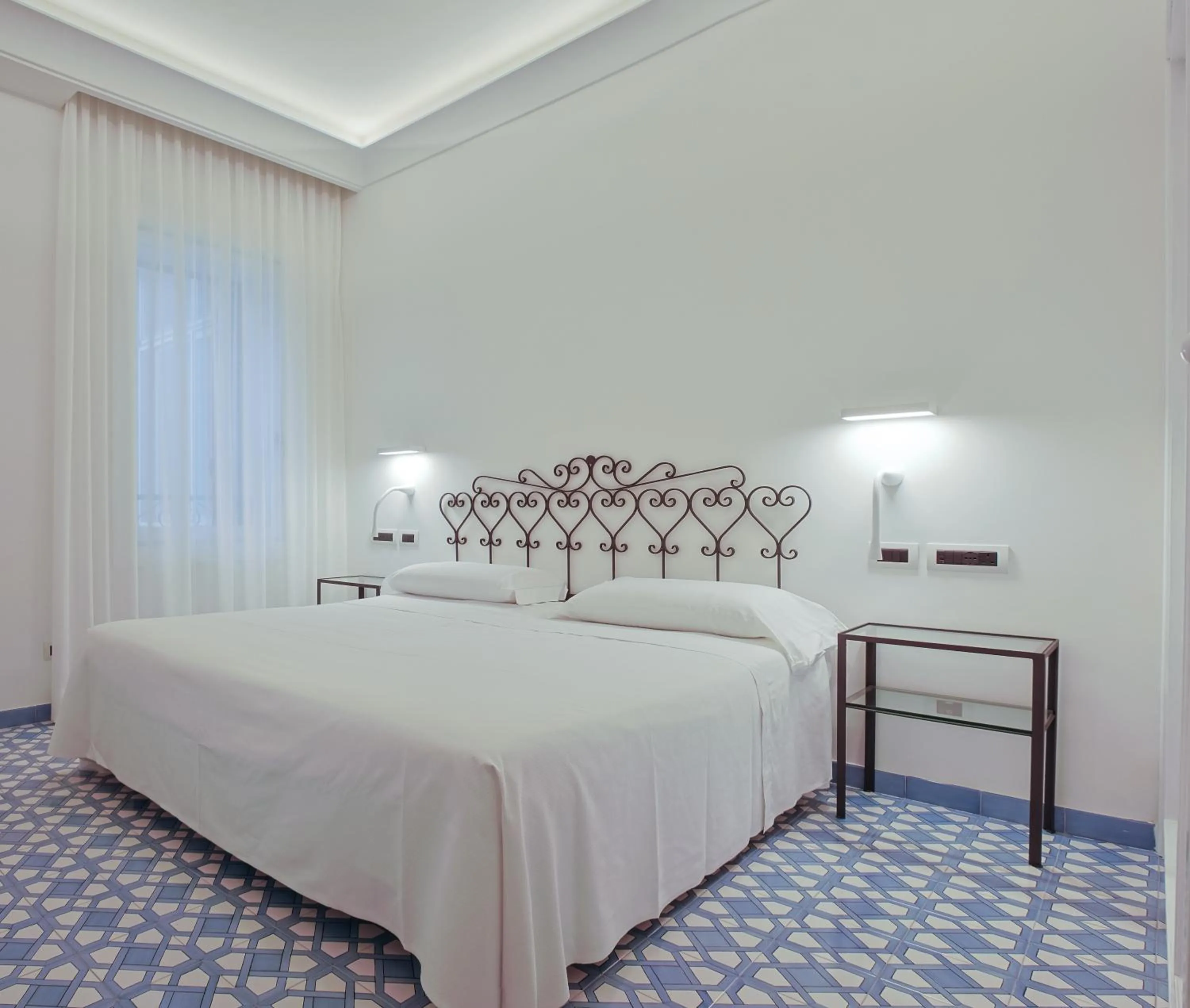 Photo of the whole room, Bed in Hotel Aurora