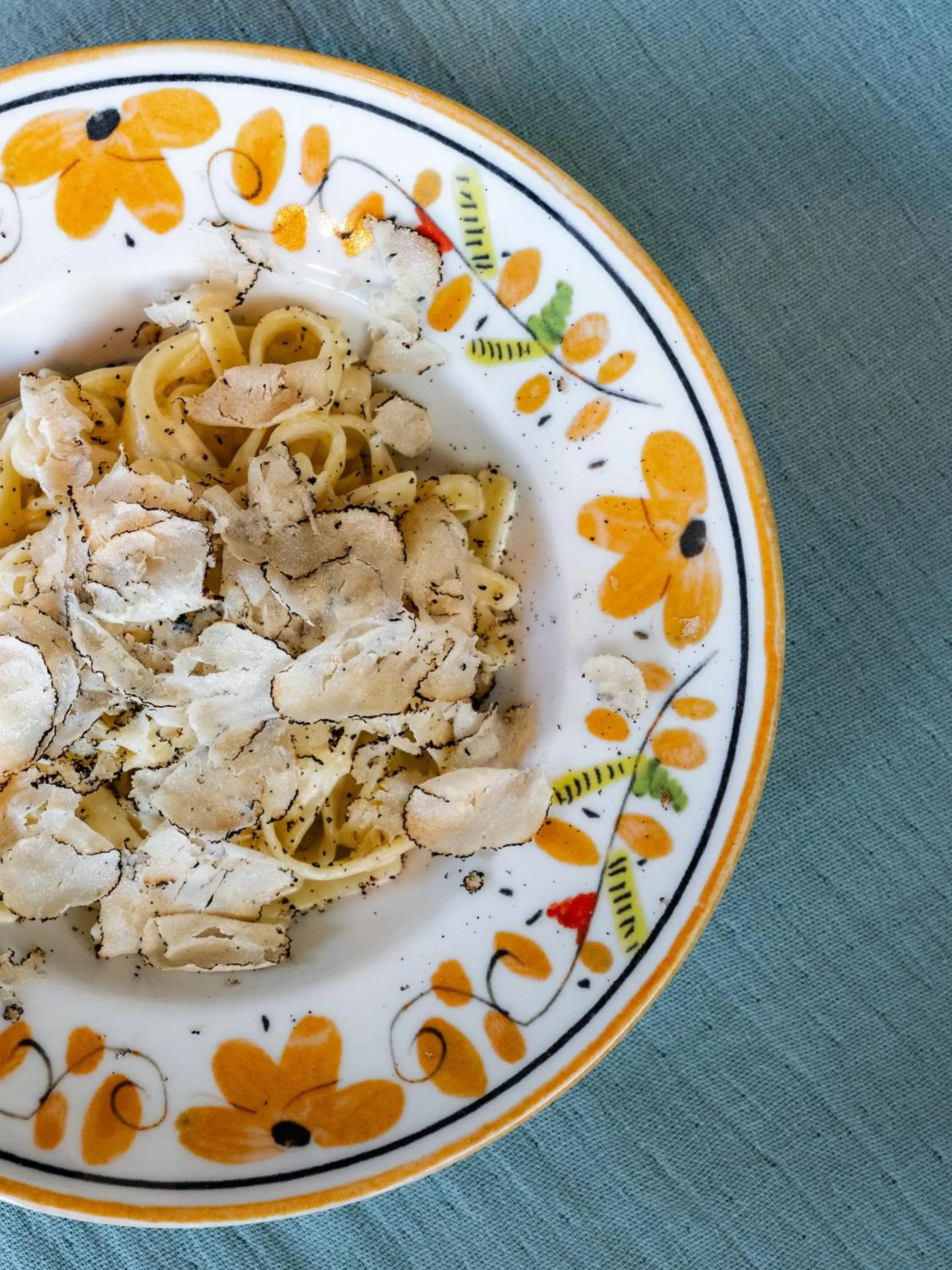 Restaurant/places to eat in La Belle Ville