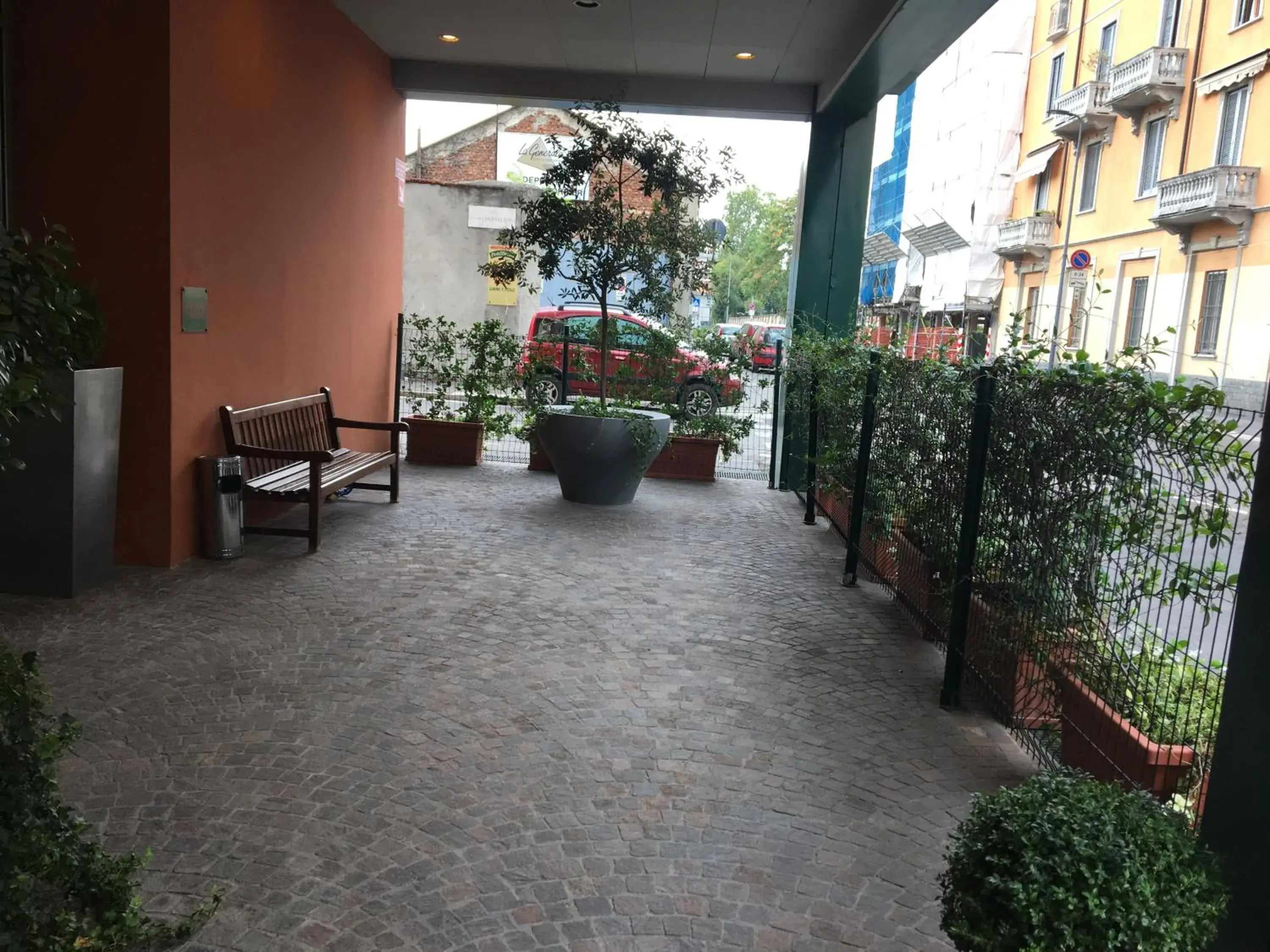 Property building in Hotel Blaise & Francis Property building in Hotel Blaise & Francis