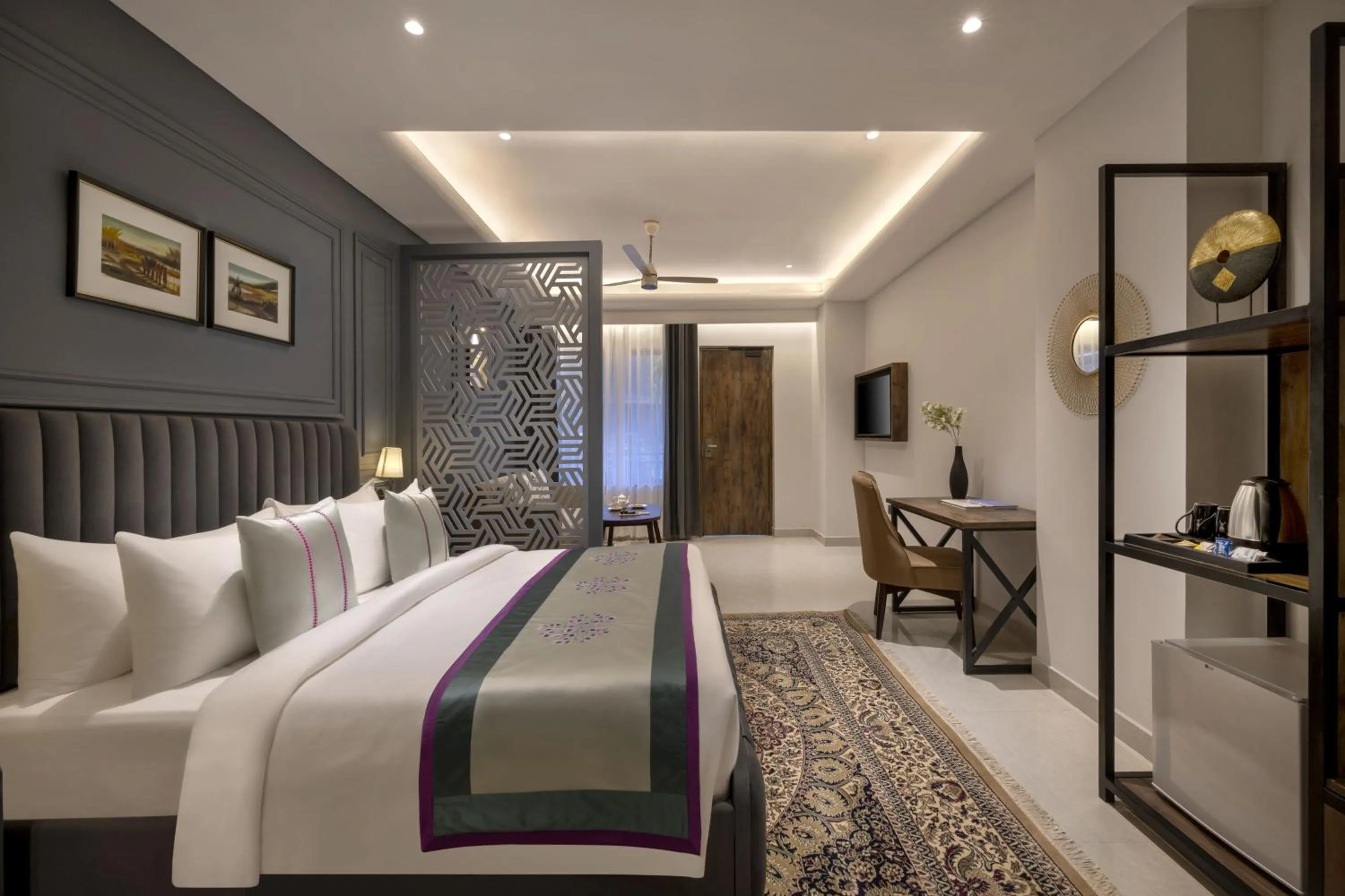 Bed in juSTa Rasa Retreat & Spa Rishikesh