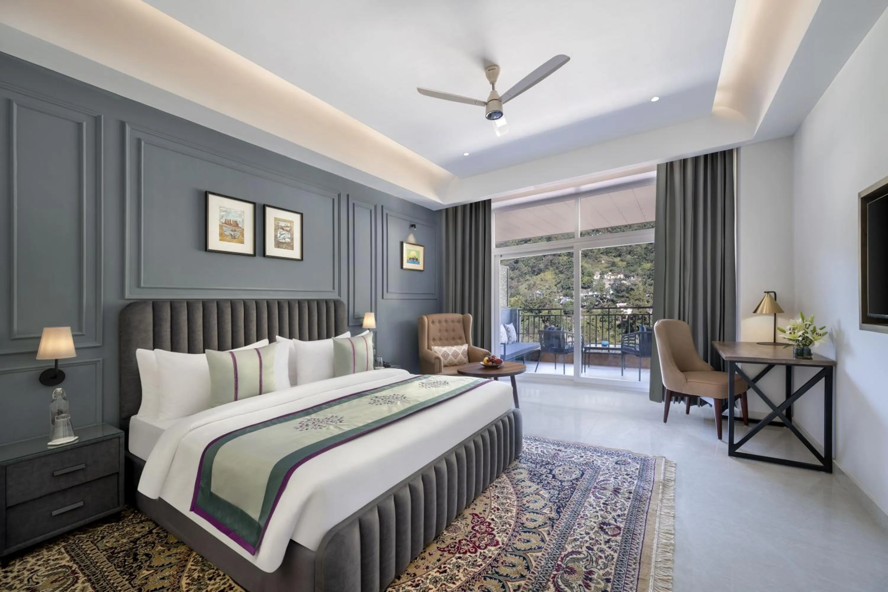 Bed in juSTa Rasa Retreat & Spa Rishikesh