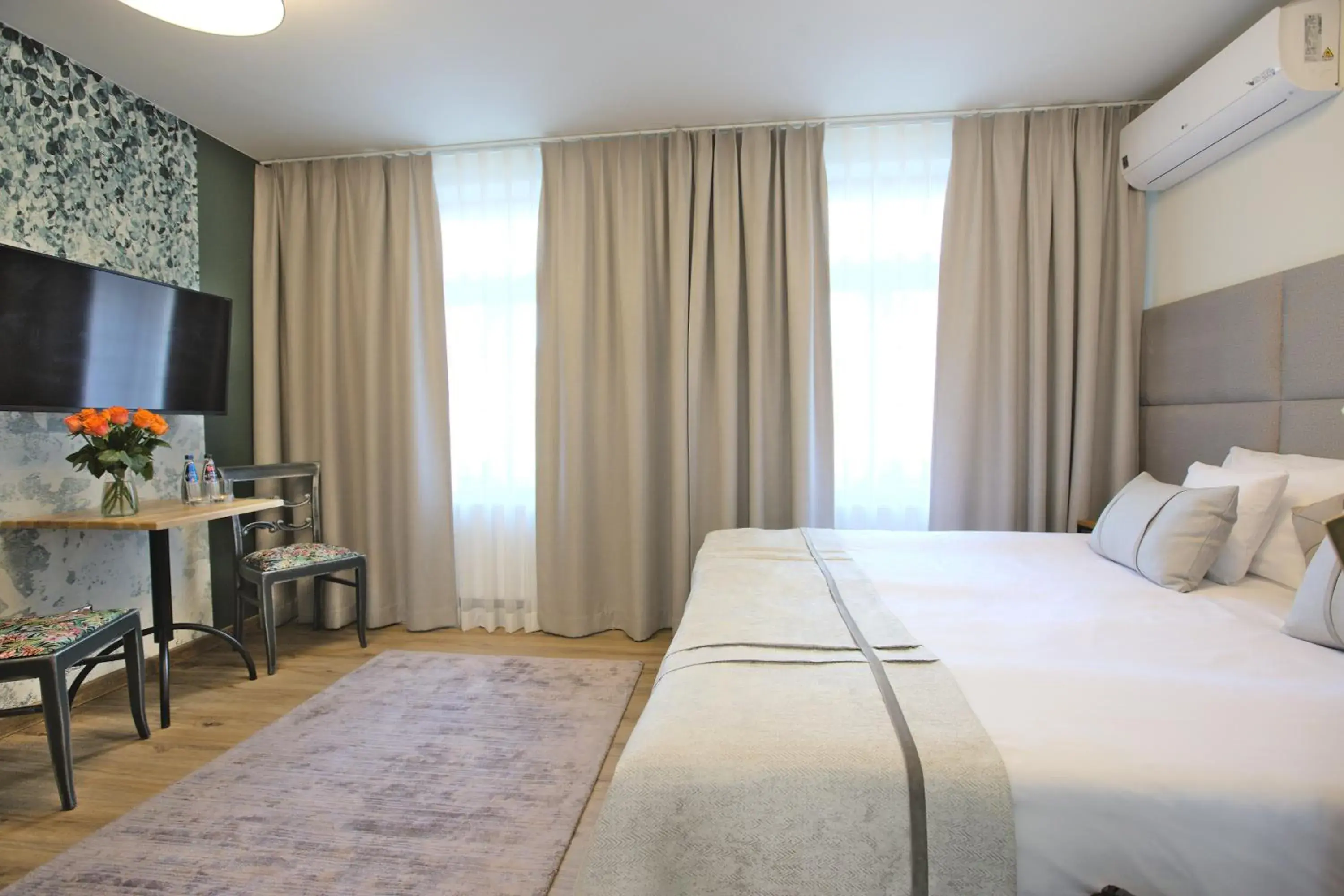 Double Room with Private Bathroom in Hotel i Restauracja na Skarpie Double Room with Private Bathroom in Hotel i Restauracja na Skarpie