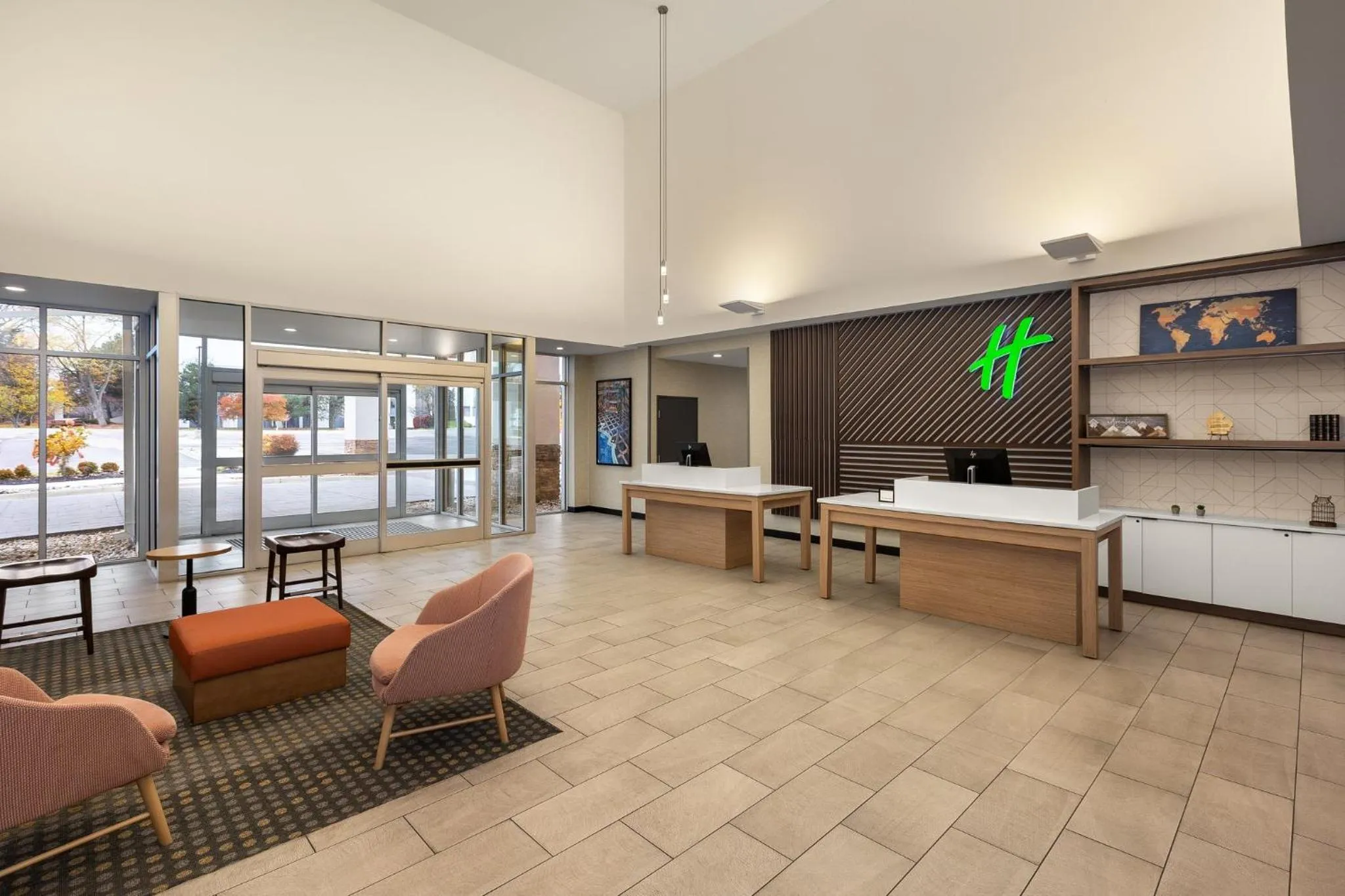 Property building in Holiday Inn & Suites Detroit - Troy by IHG