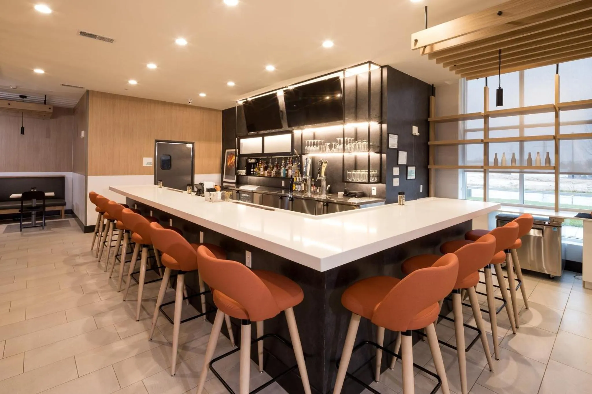 Restaurant/places to eat in Holiday Inn & Suites Detroit - Troy by IHG