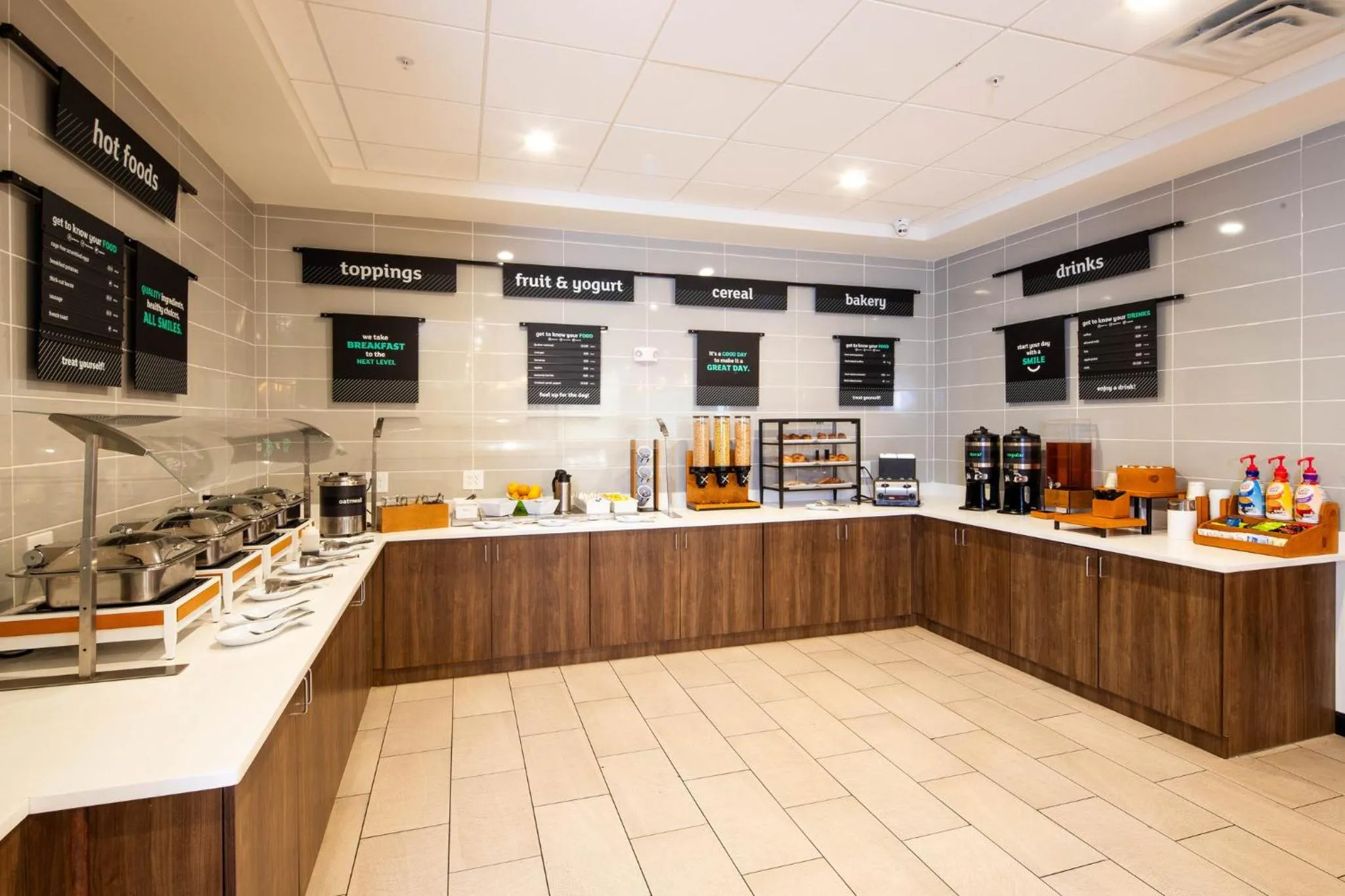 Restaurant/places to eat in Holiday Inn & Suites Detroit - Troy by IHG