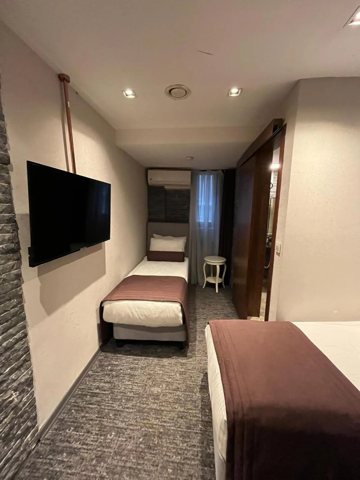 Bed in Weingart Seaside Hotel