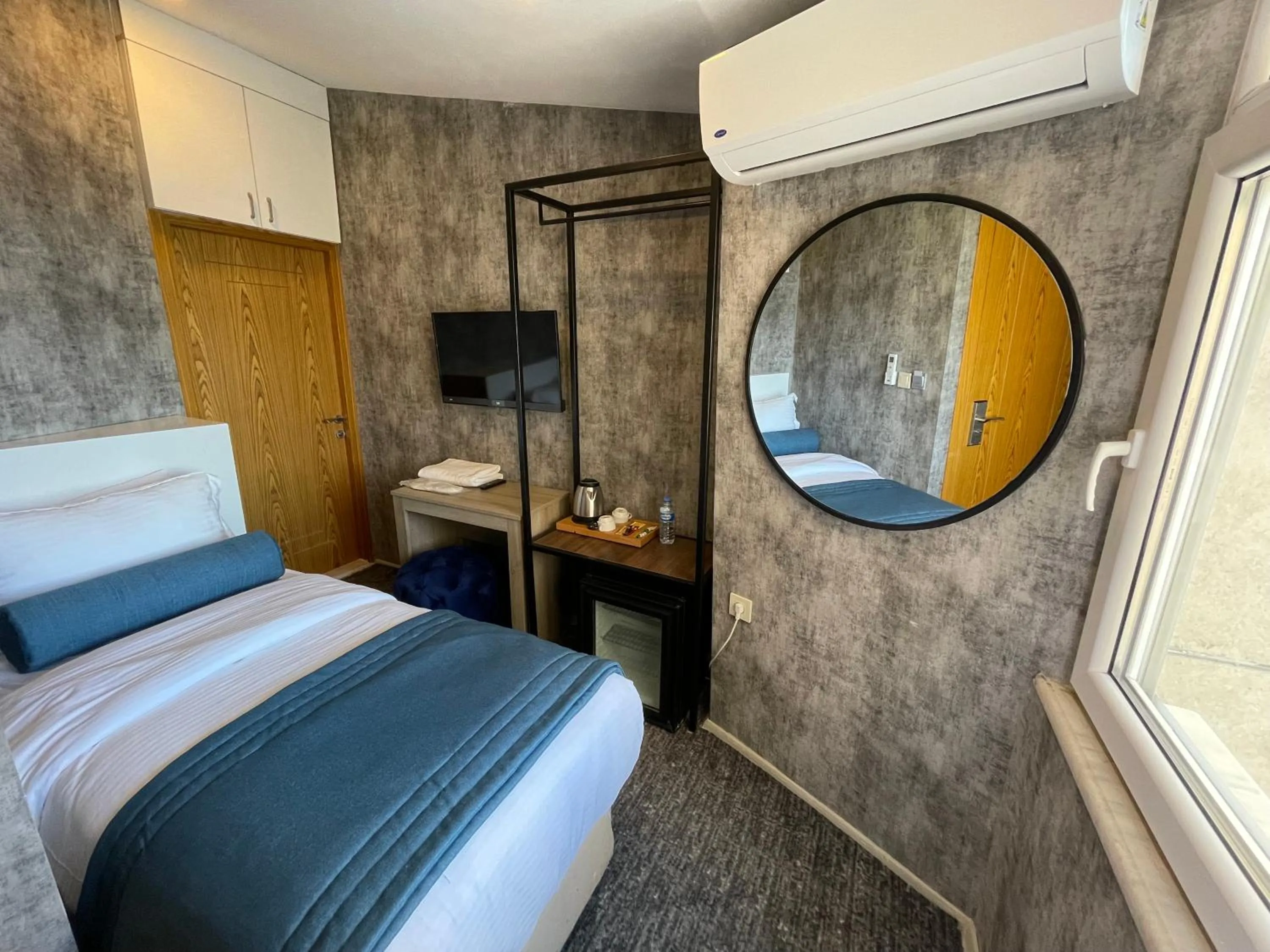 Bed in Weingart Seaside Hotel