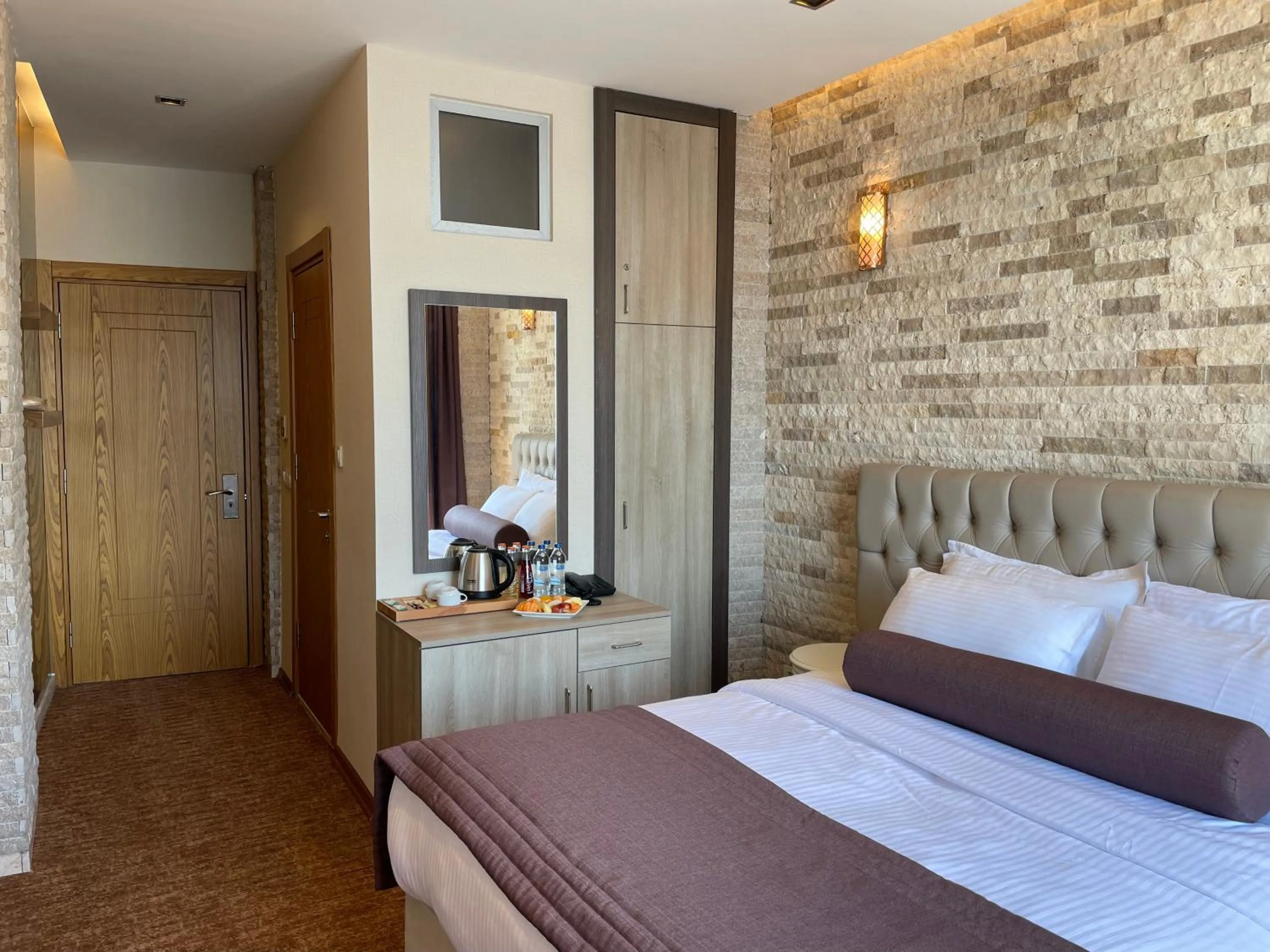 Bed in Weingart Seaside Hotel